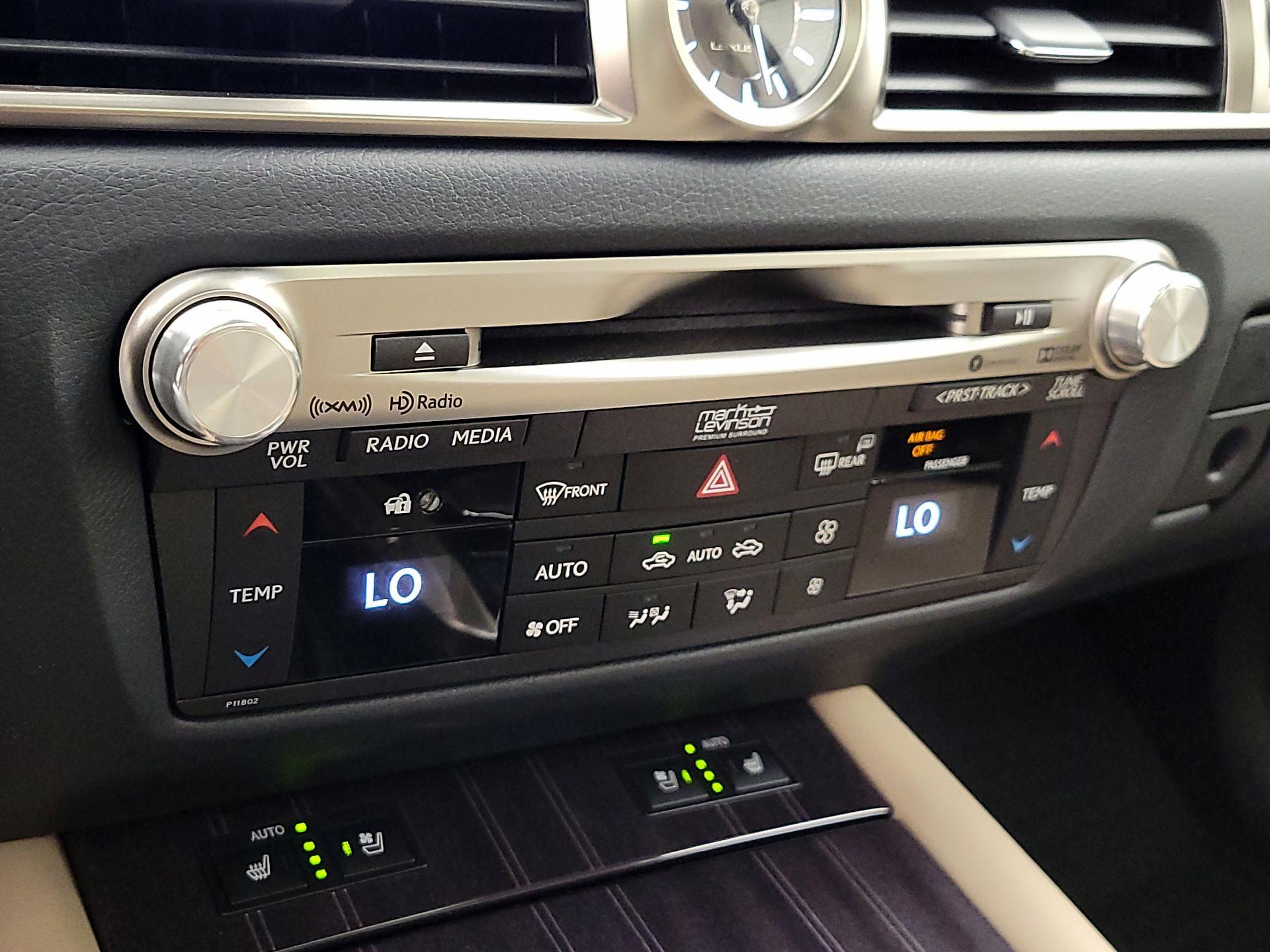 Thumbnail: 2019 Lexus GS - 17