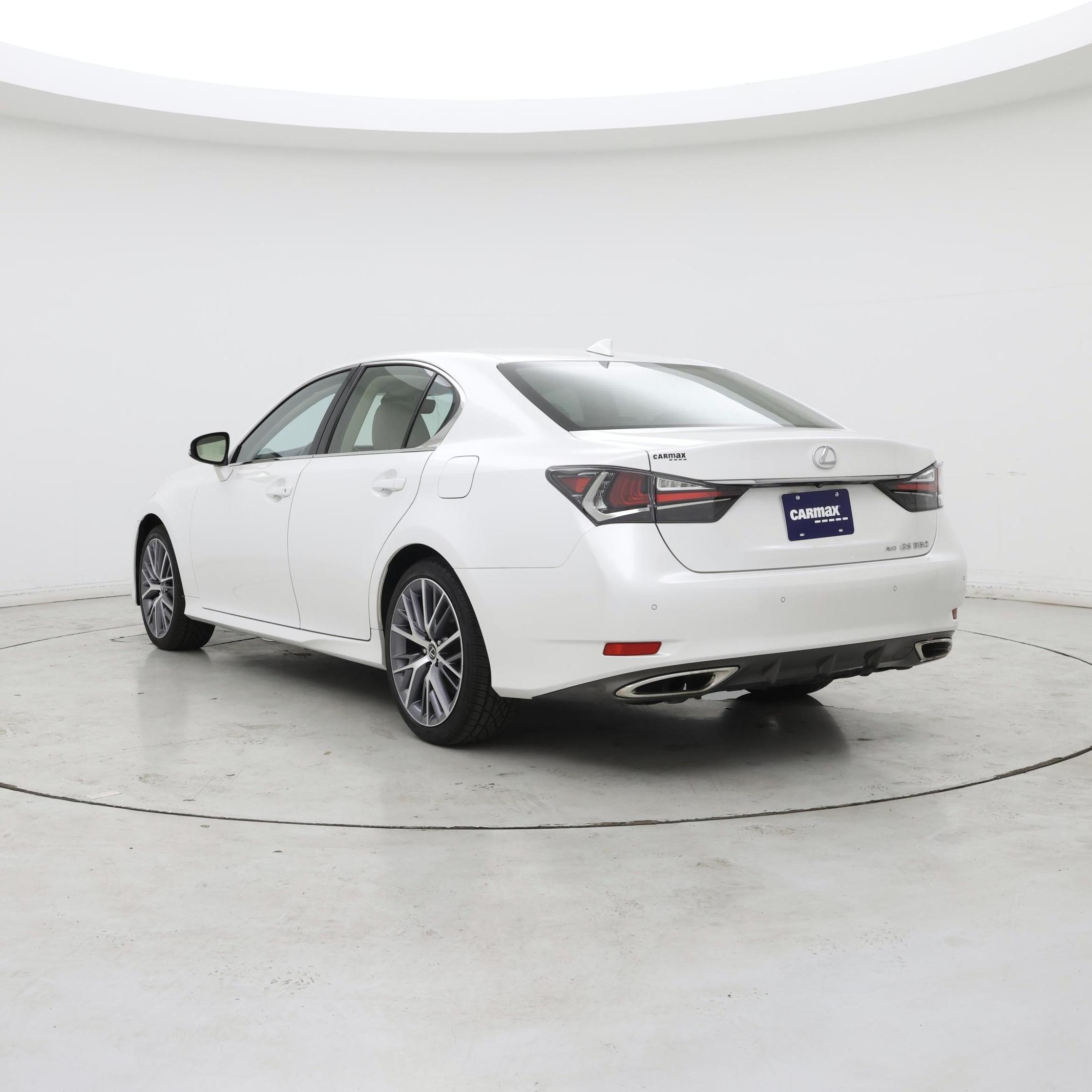 Thumbnail: 2019 Lexus GS - 2