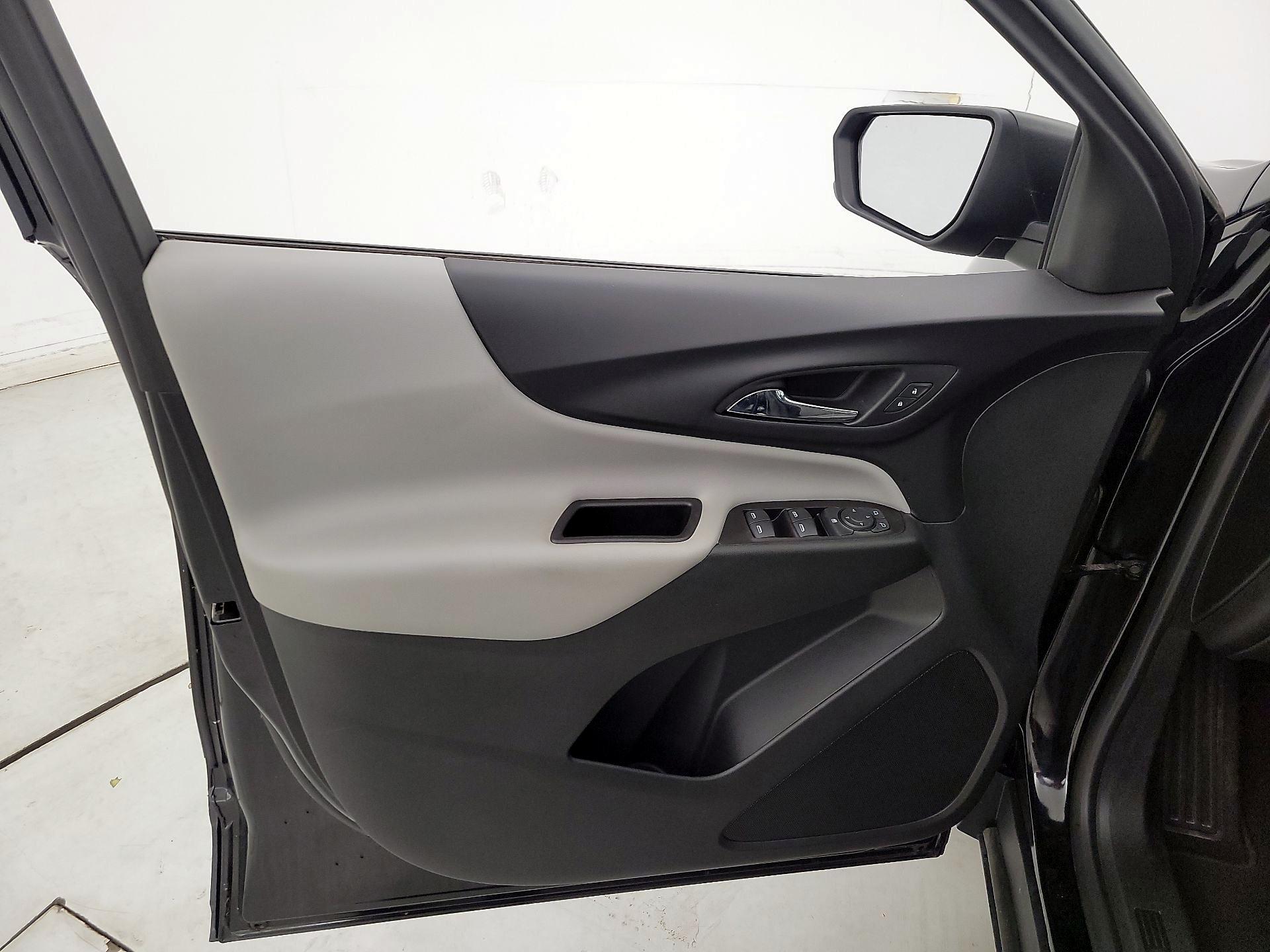 Thumbnail: 2020 Chevrolet Equinox - 12