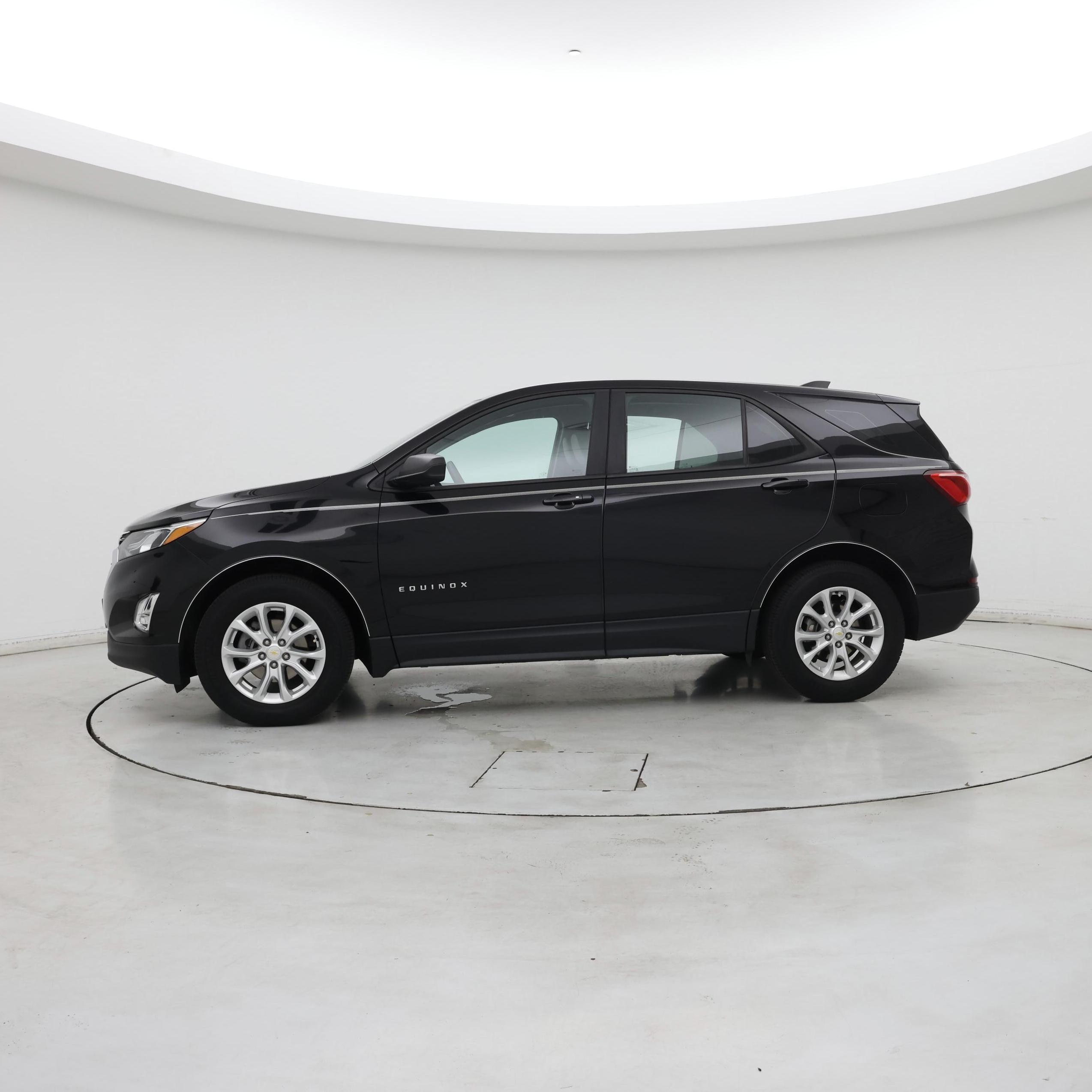 Thumbnail: 2020 Chevrolet Equinox - 3