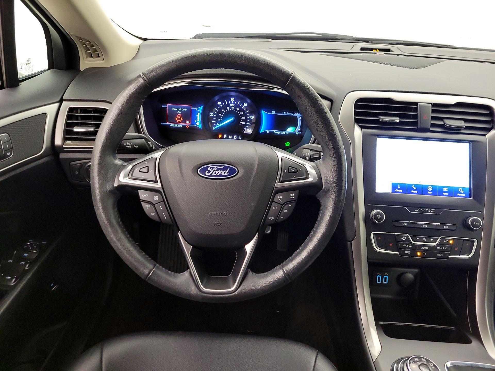 Thumbnail: 2020 Ford Fusion - 10