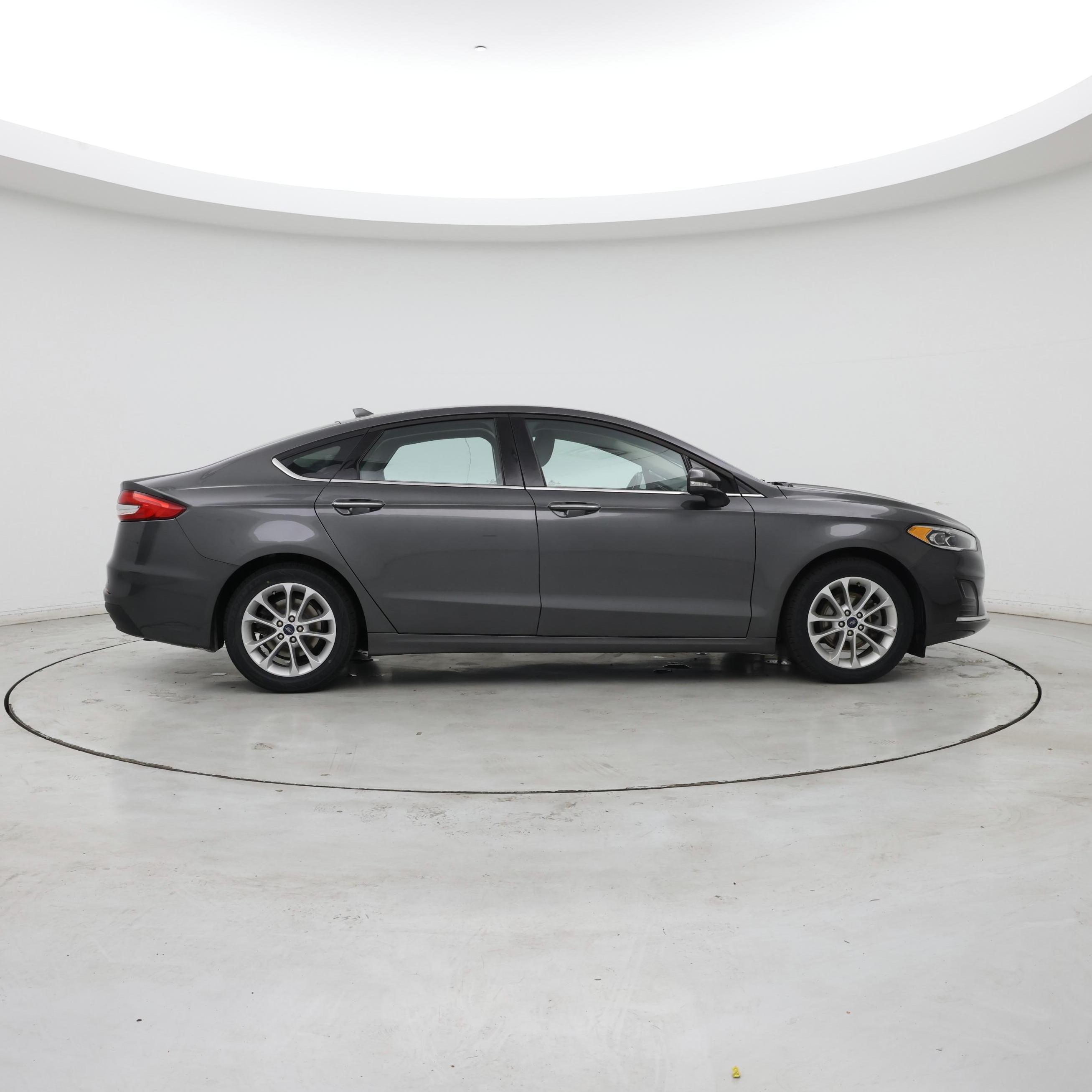 Thumbnail: 2020 Ford Fusion - 7