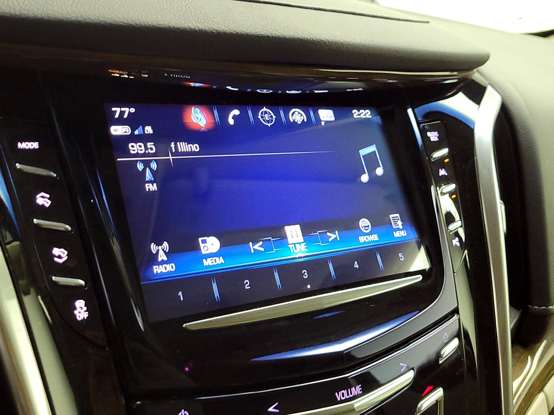 Thumbnail: 2019 Cadillac Escalade - 15