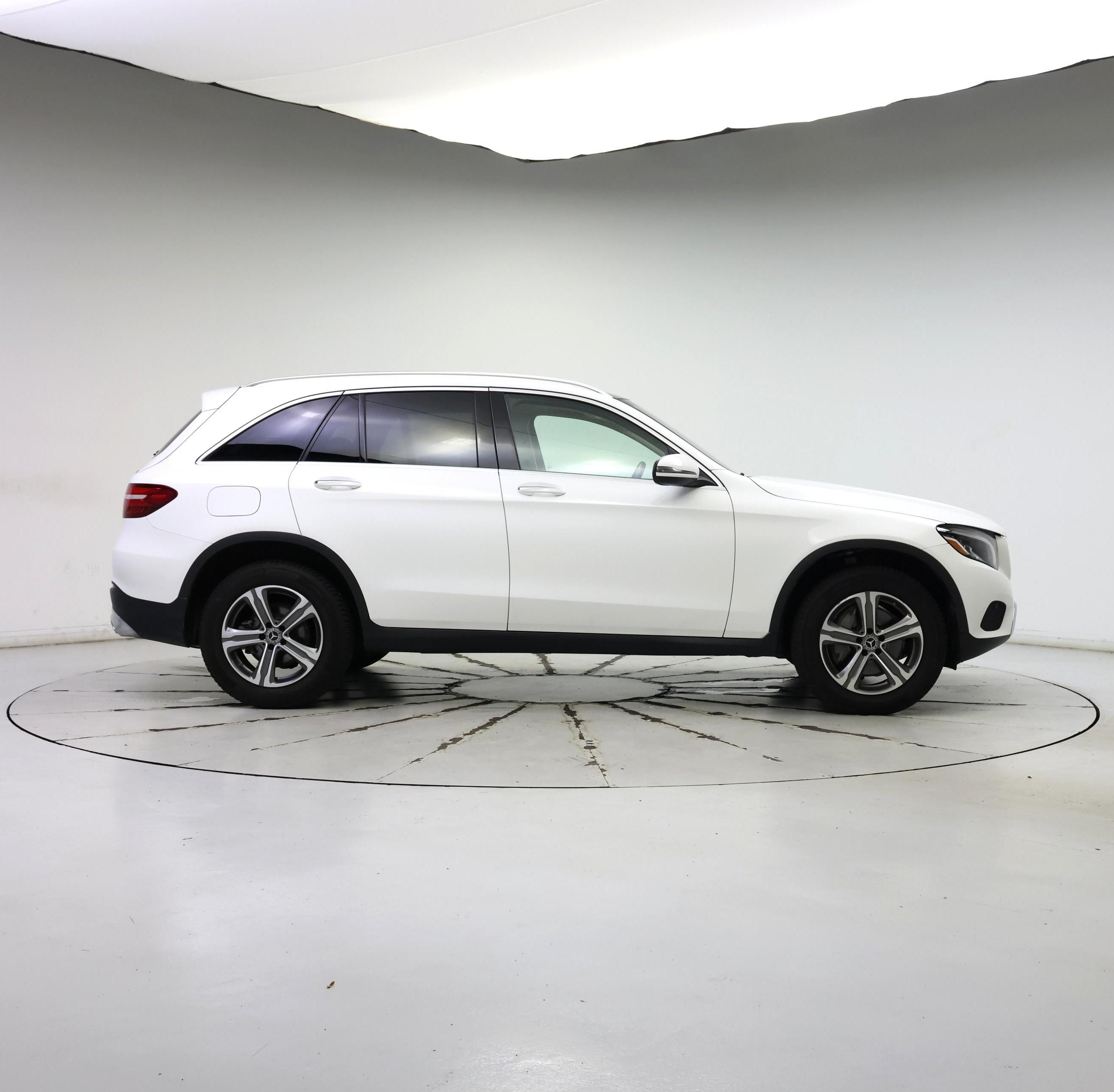 Thumbnail: 2019 Mercedes-Benz GLC - 7