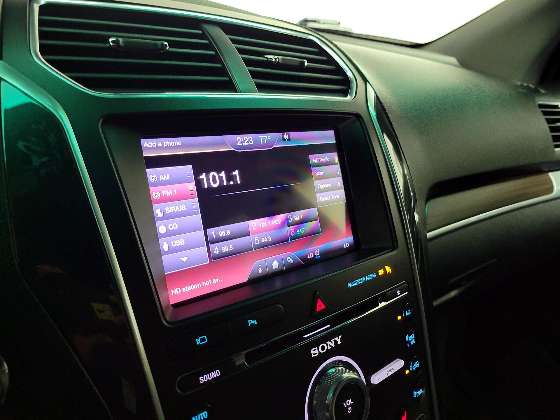 Thumbnail: 2016 Ford Explorer - 16