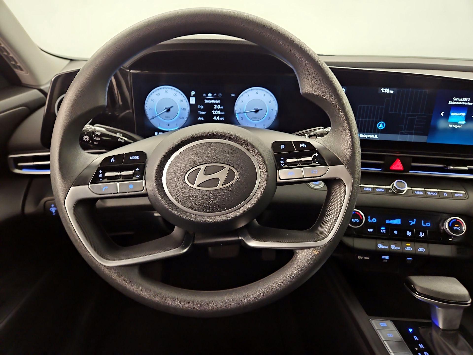 Thumbnail: 2024 Hyundai Elantra - 10