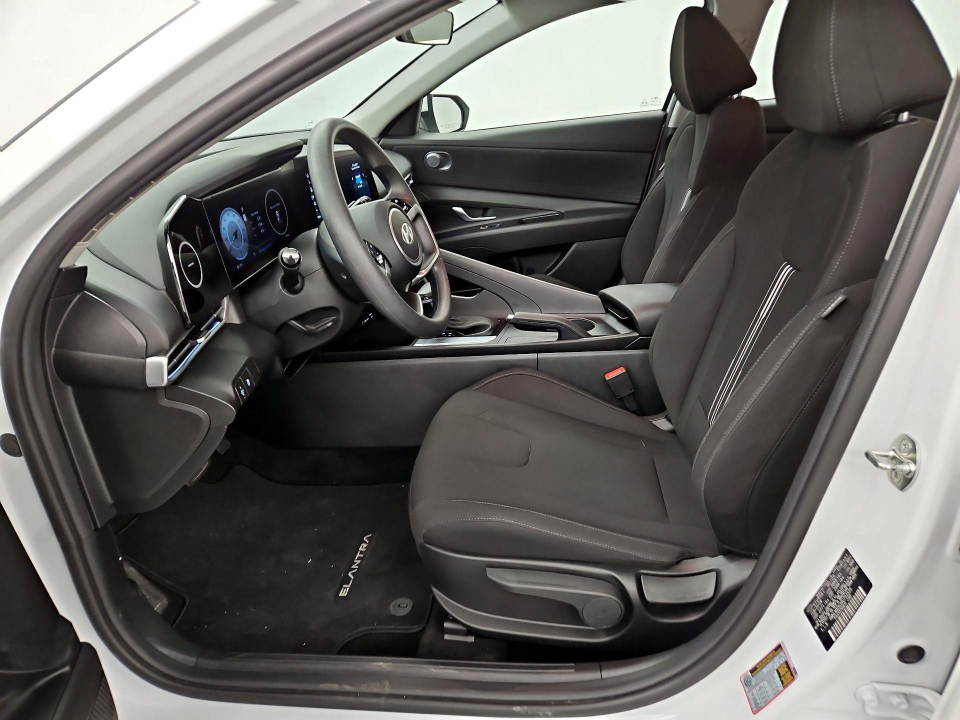 Thumbnail: 2024 Hyundai Elantra - 11