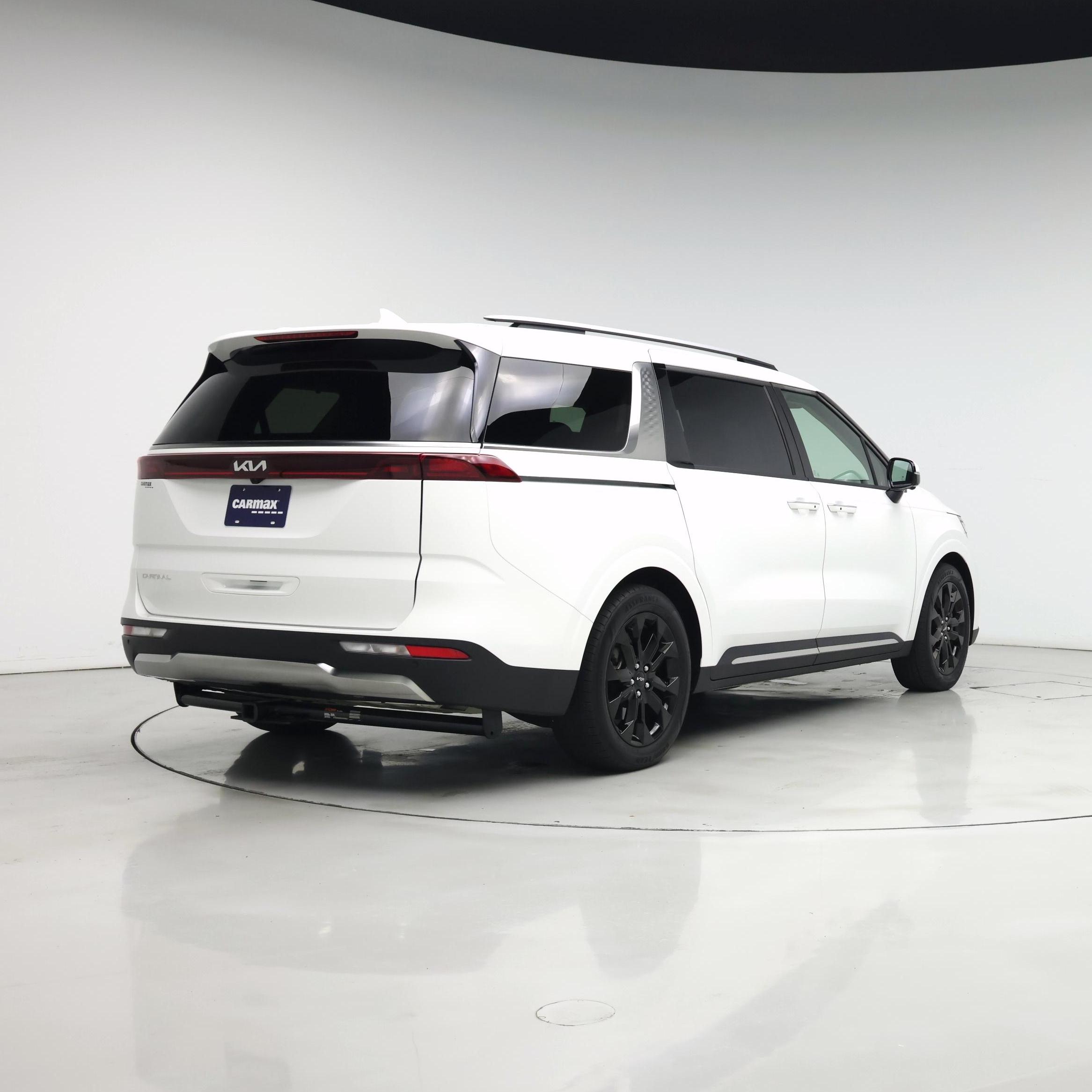Thumbnail: 2024 Kia Carnival - 8