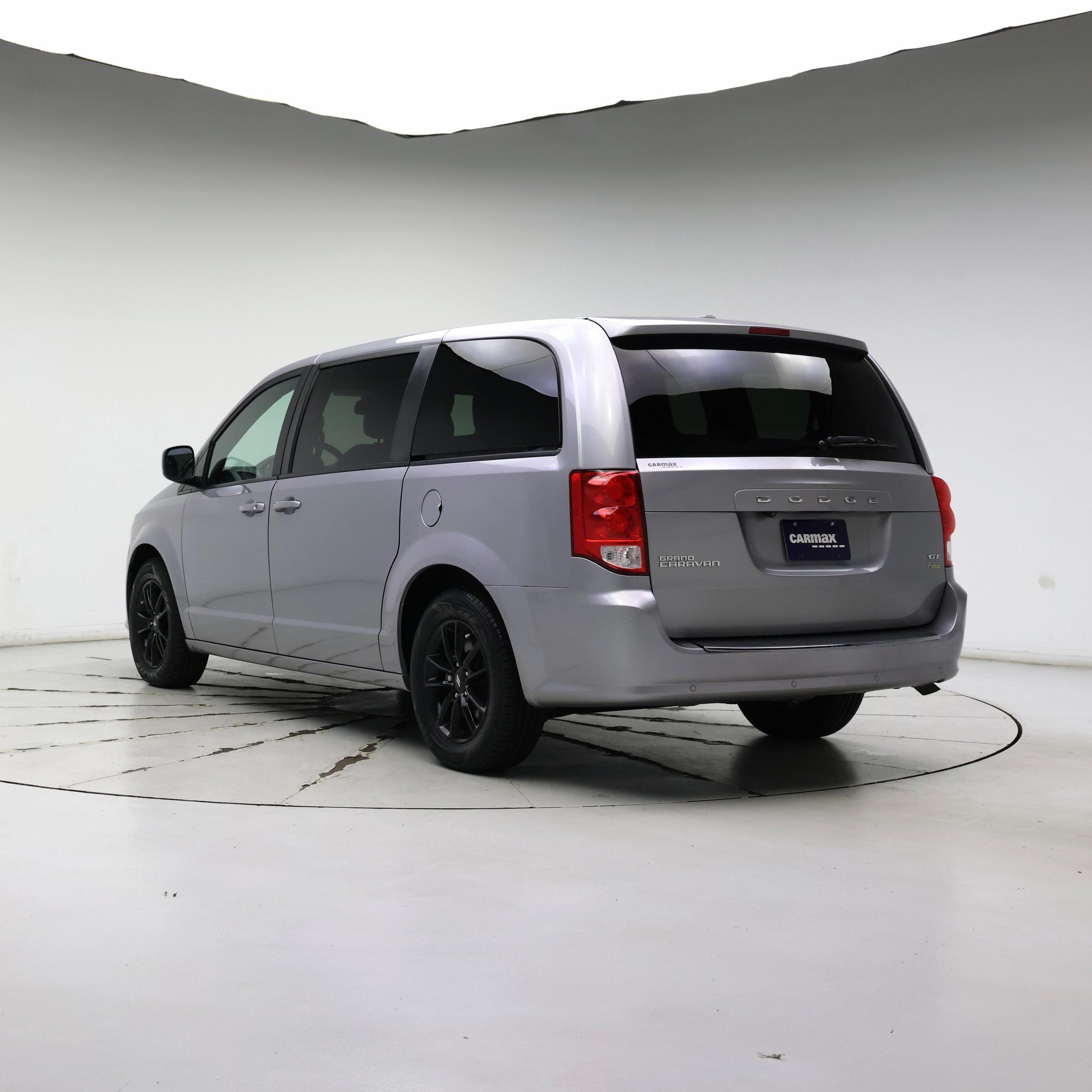 Thumbnail: 2019 Dodge Grand Caravan - 2