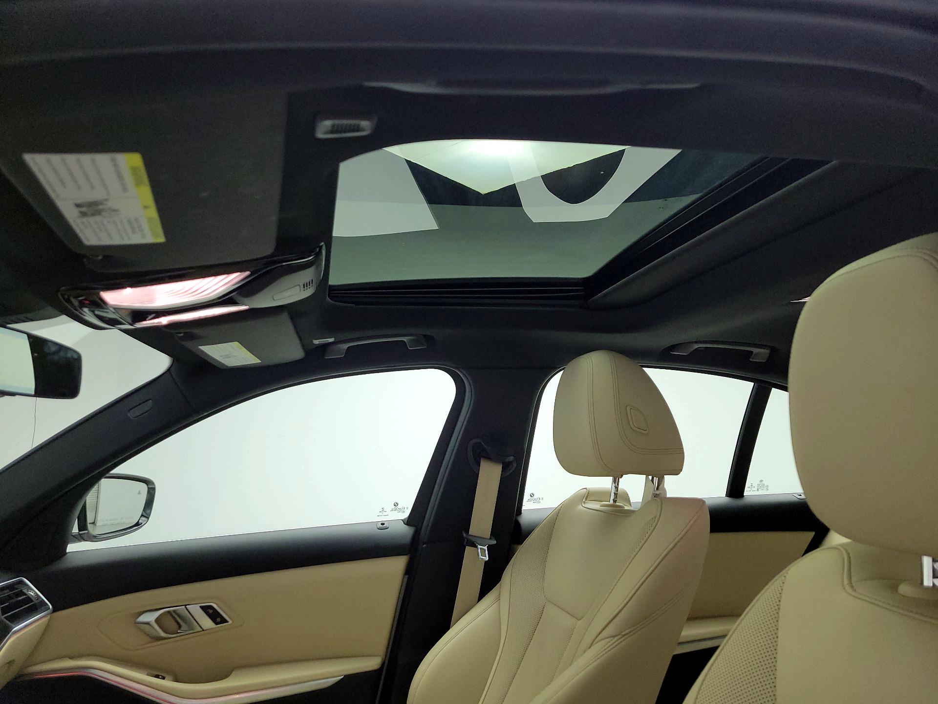 Thumbnail: 2022 BMW 3 Series - 20