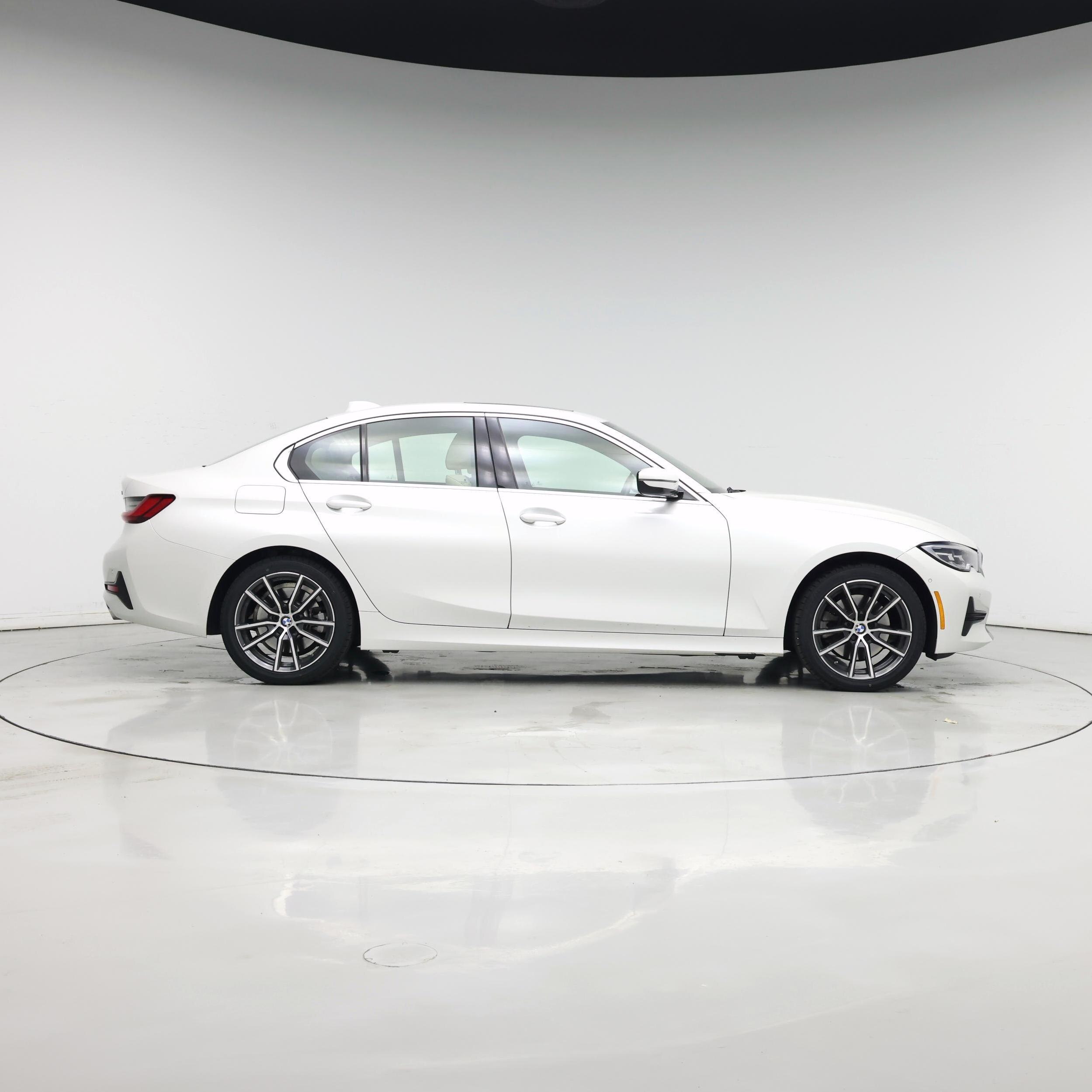 Thumbnail: 2022 BMW 3 Series - 7