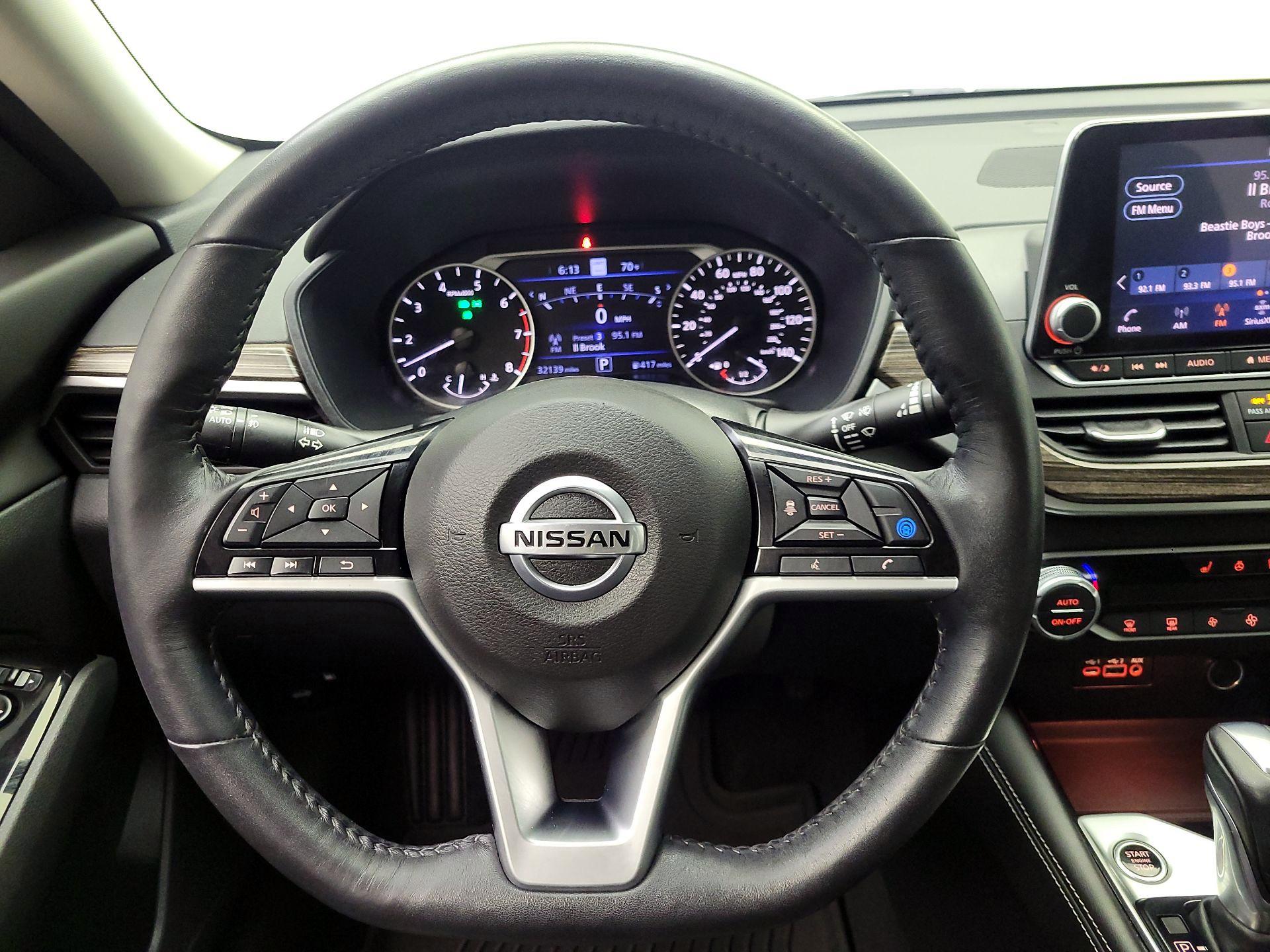 Thumbnail: 2021 Nissan Altima - 10
