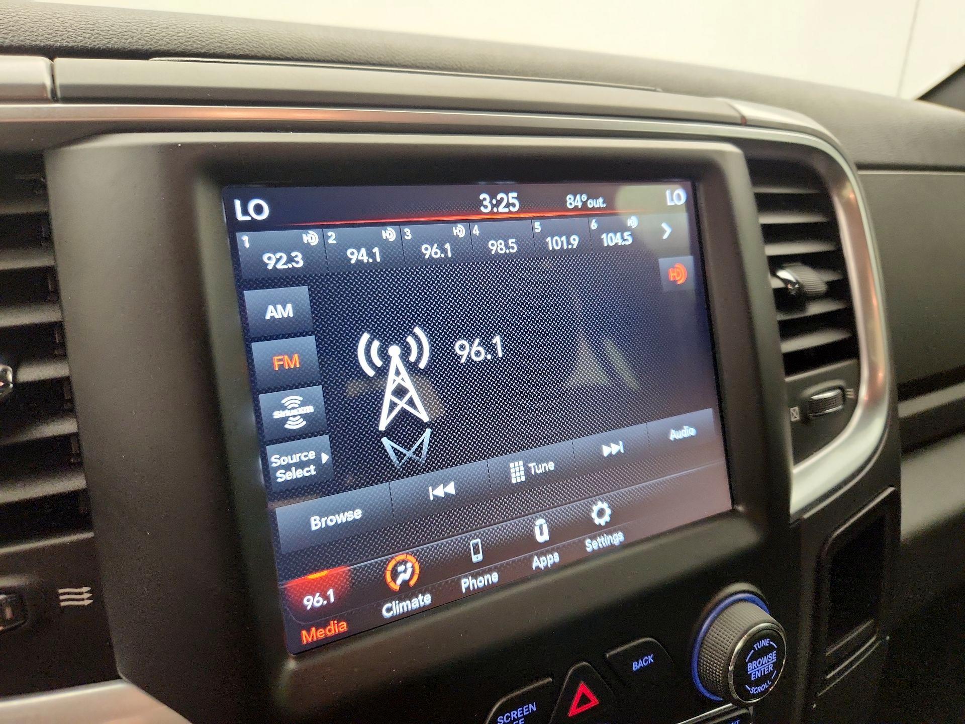 Thumbnail: 2021 RAM 1500 Classic - 15