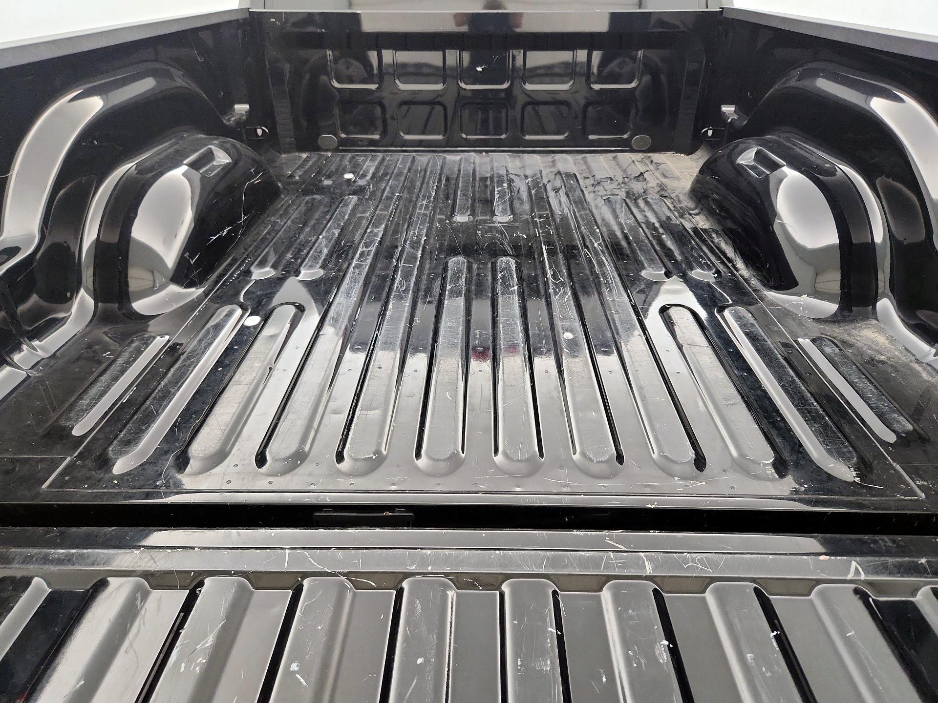 Thumbnail: 2021 RAM 1500 Classic - 20