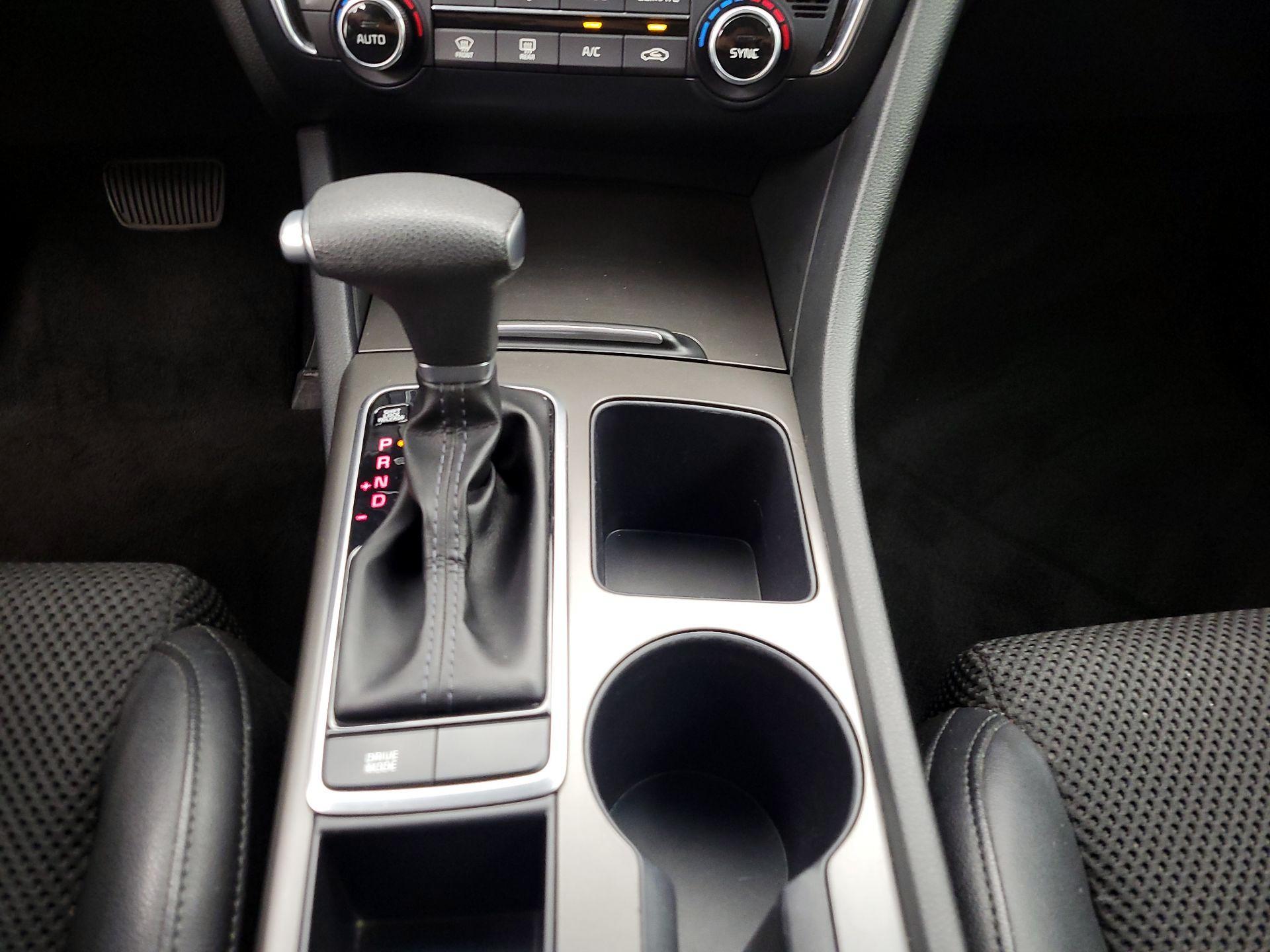 Thumbnail: 2019 Kia Optima - 17