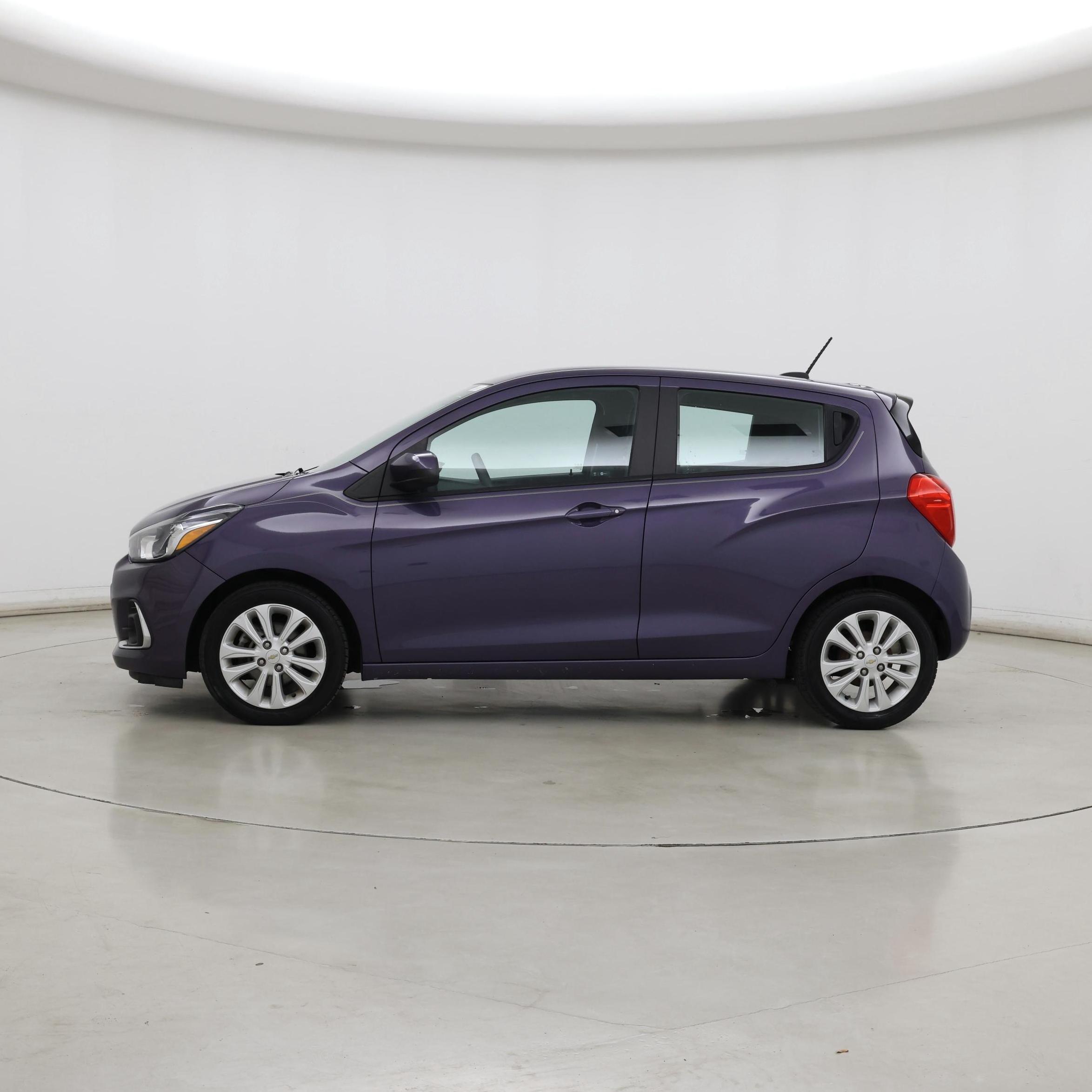 Thumbnail: 2017 Chevrolet Spark - 3