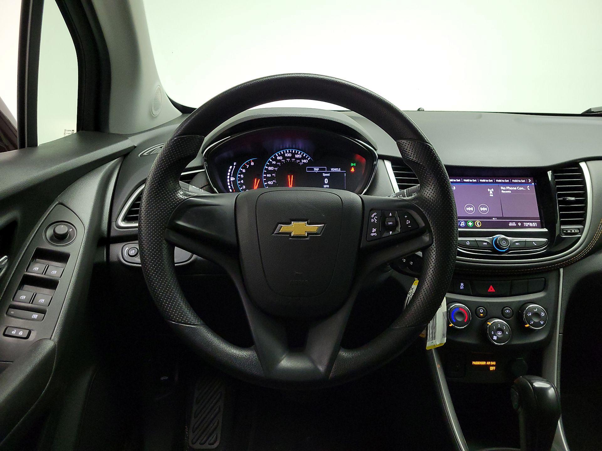 Thumbnail: 2020 Chevrolet Trax - 10