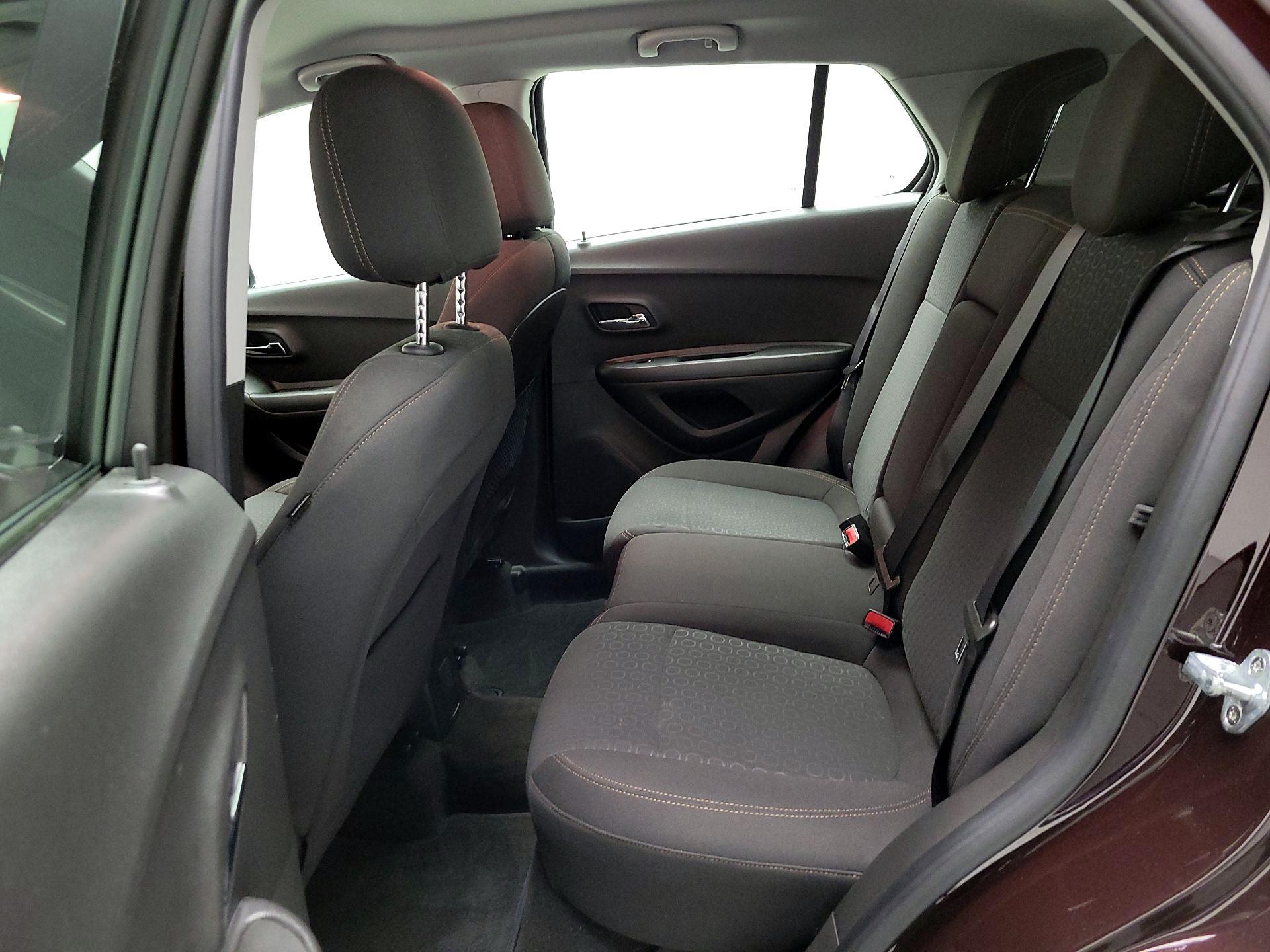 Thumbnail: 2020 Chevrolet Trax - 18