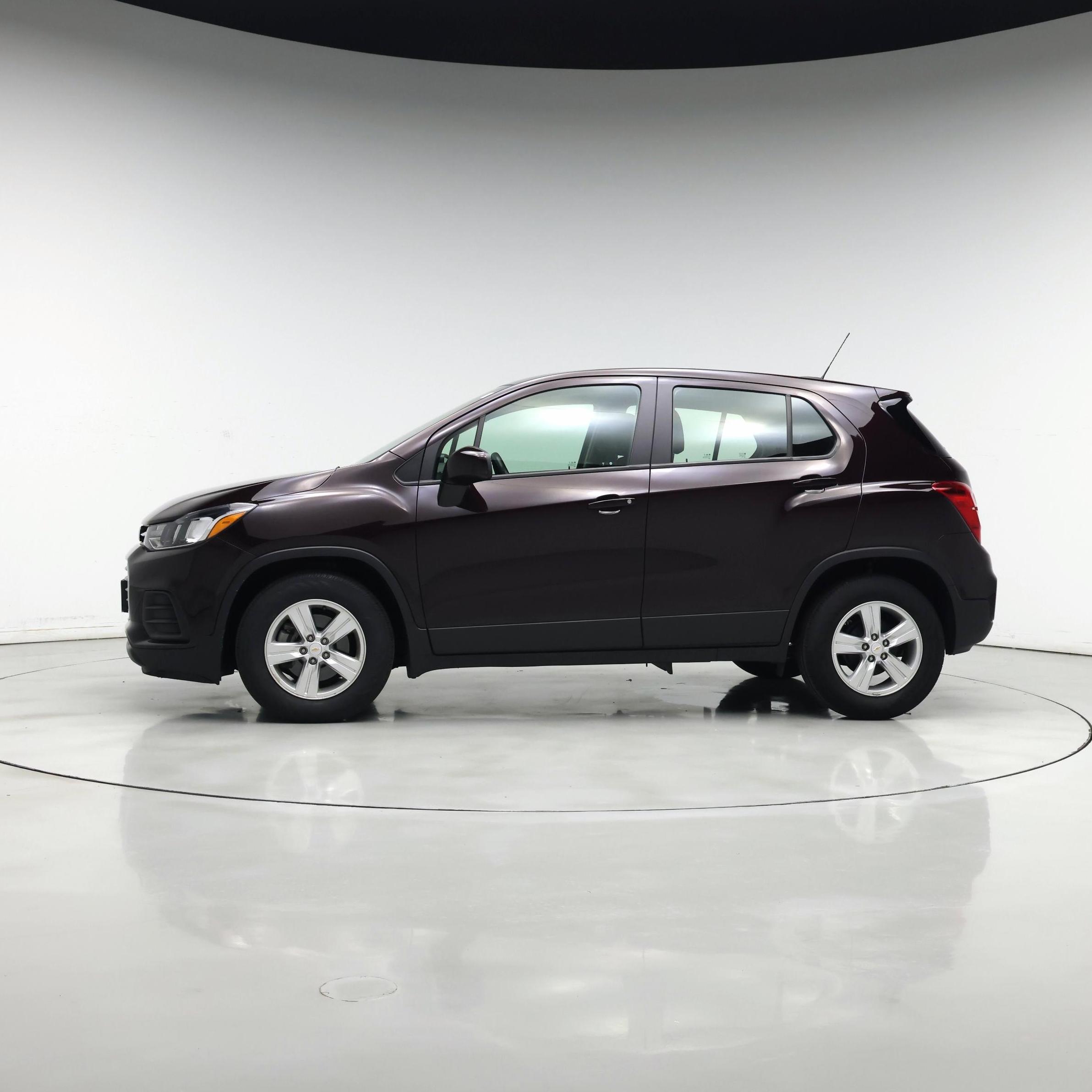 Thumbnail: 2020 Chevrolet Trax - 3