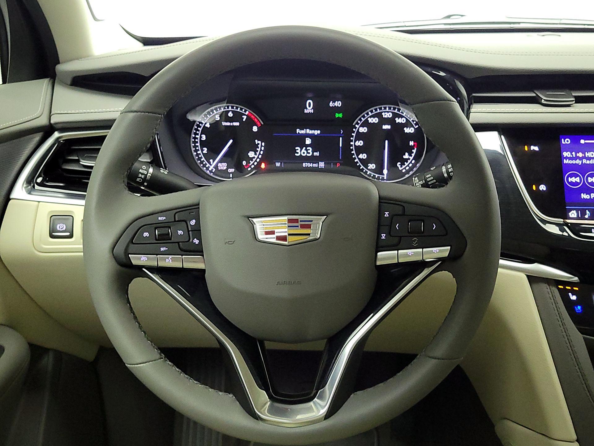 Thumbnail: 2024 Cadillac XT6 - 10