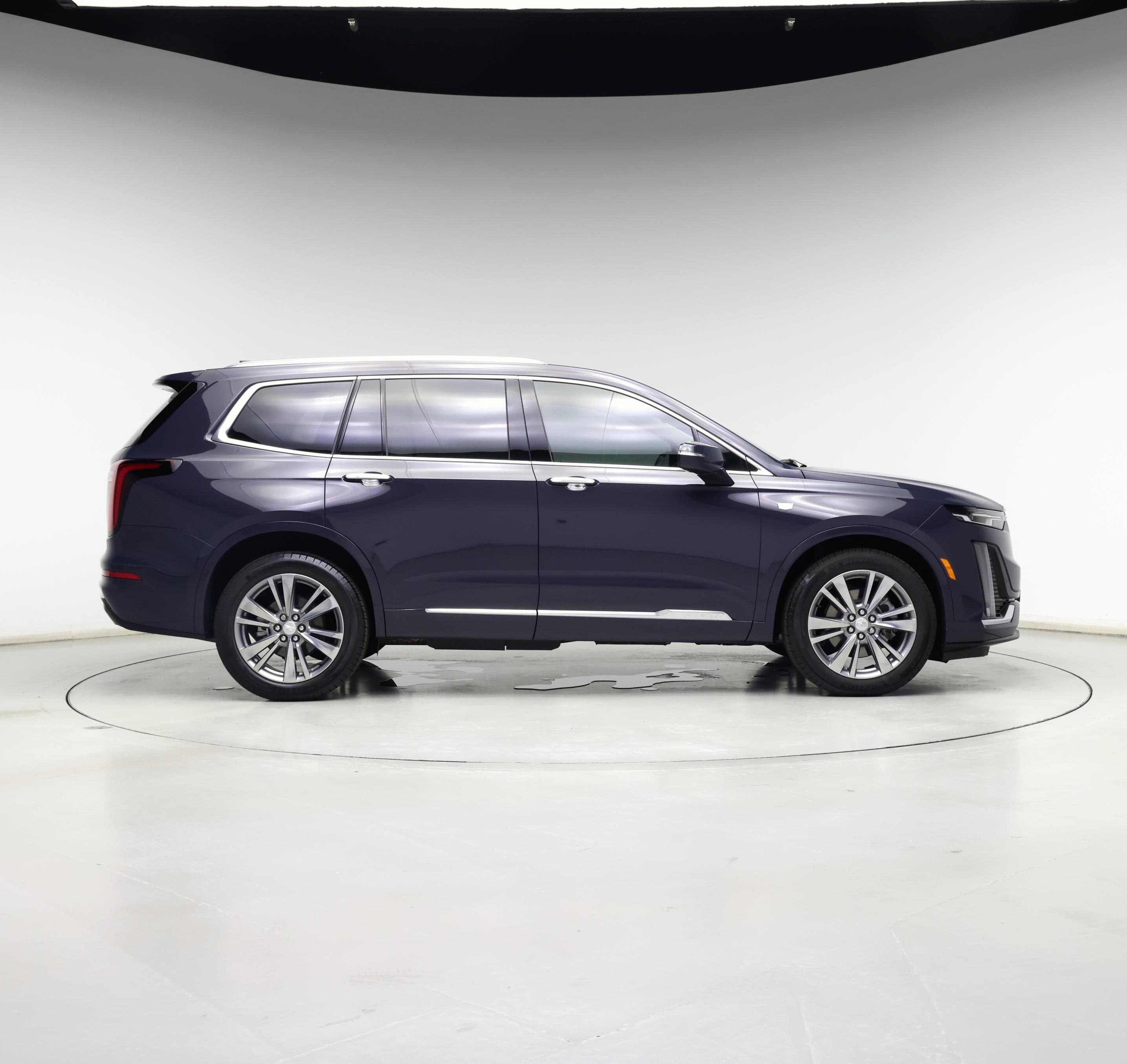 Thumbnail: 2024 Cadillac XT6 - 7