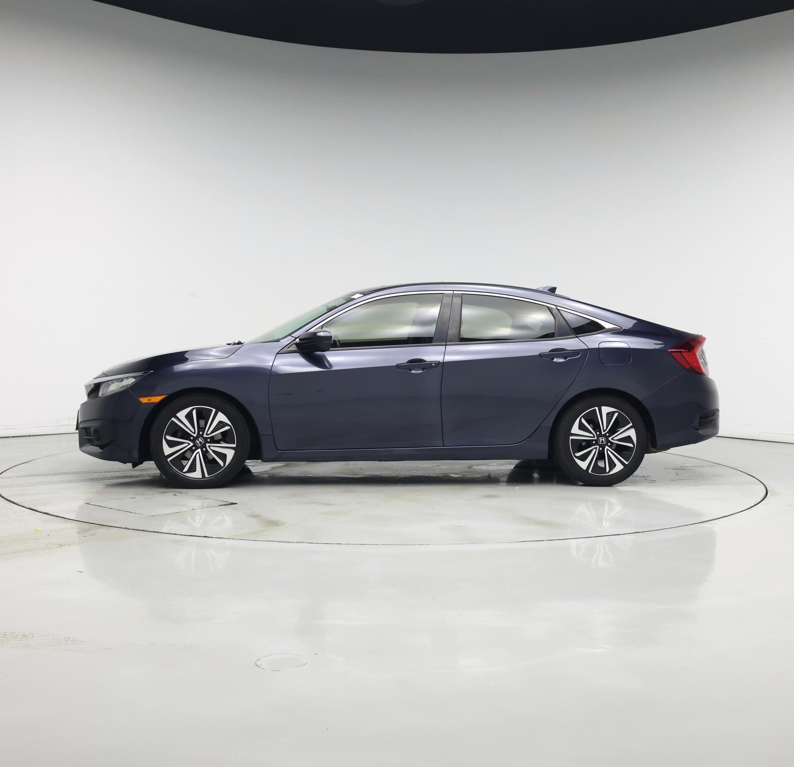Thumbnail: 2018 Honda Civic - 3