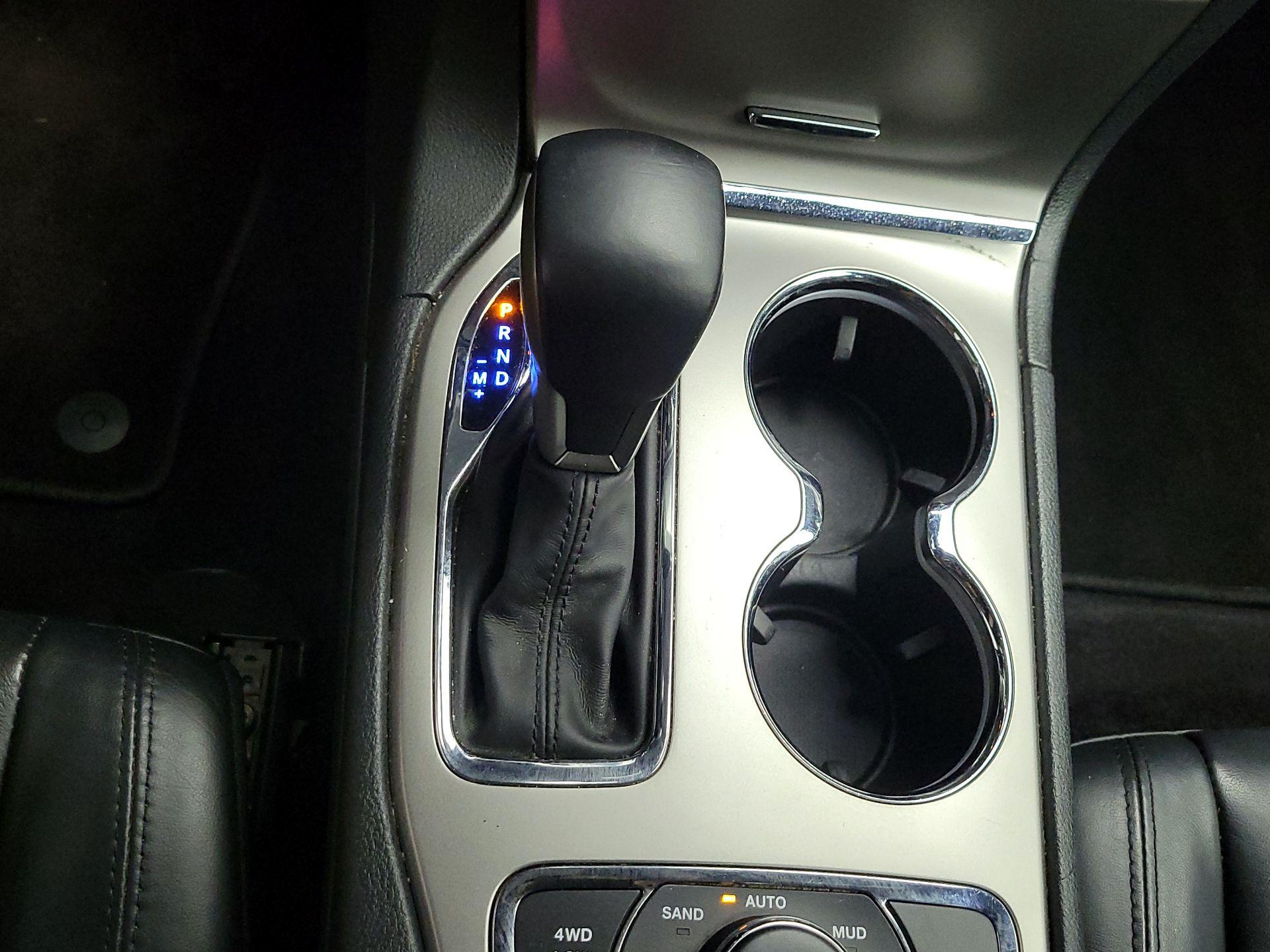 Thumbnail: 2019 Jeep Grand Cherokee - 18