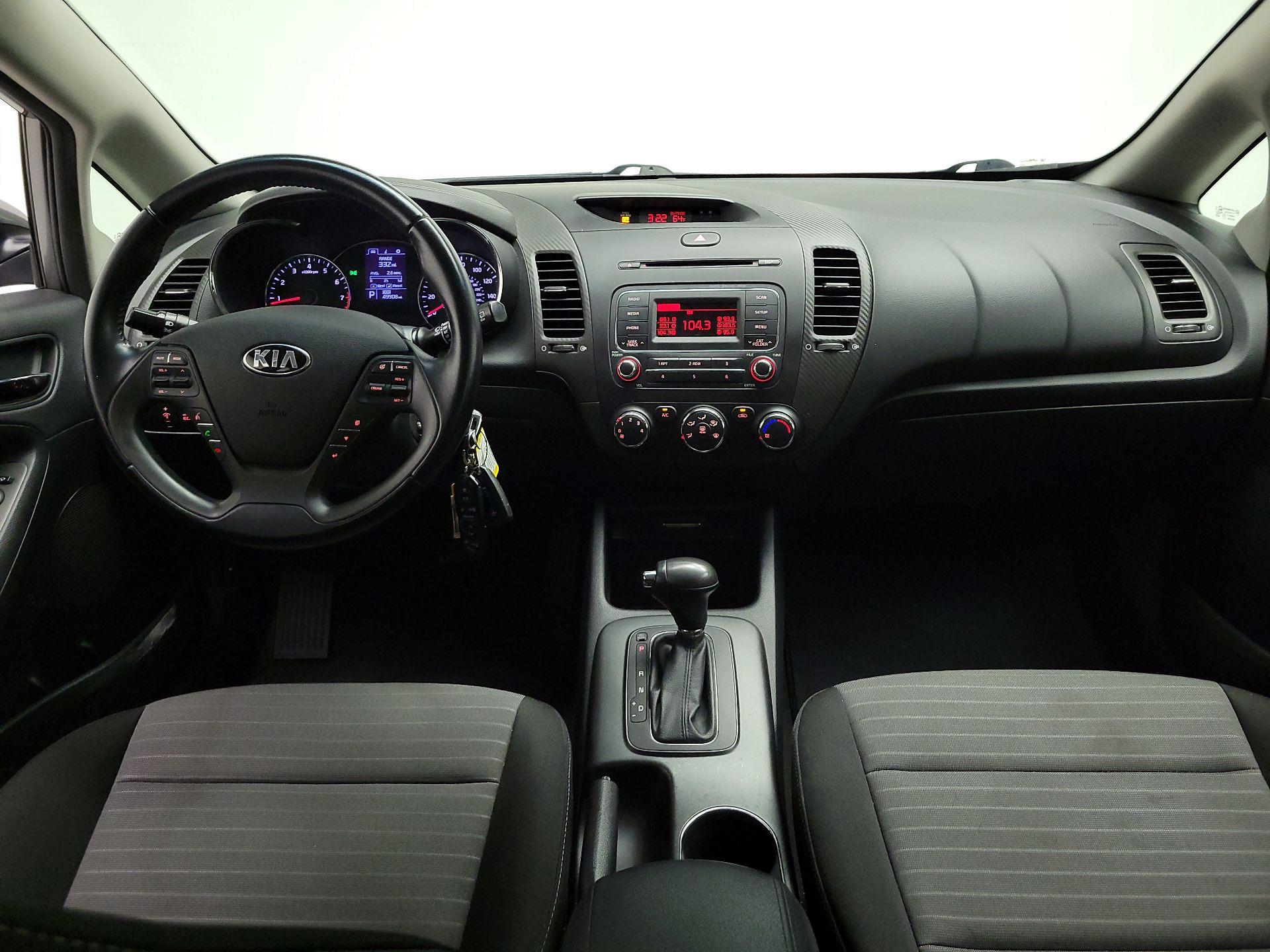 Thumbnail: 2015 Kia Forte - 9