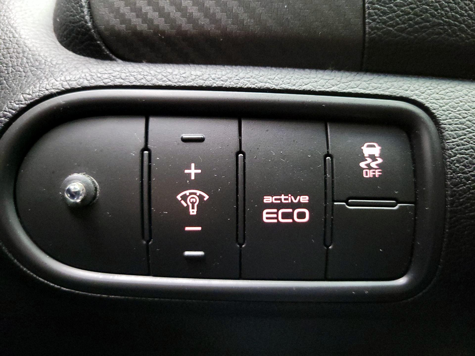 Thumbnail: 2015 Kia Forte - 13