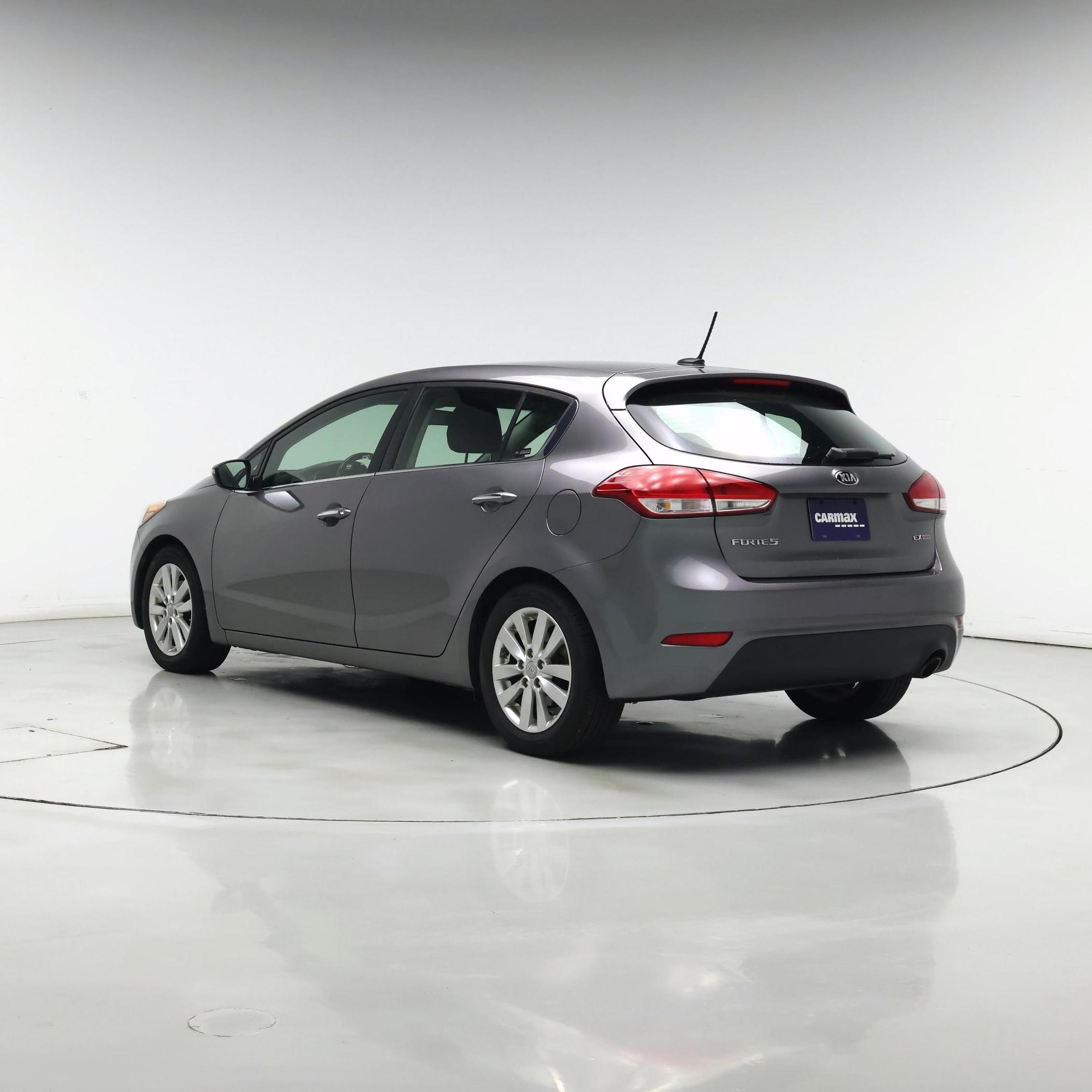 Thumbnail: 2015 Kia Forte - 2