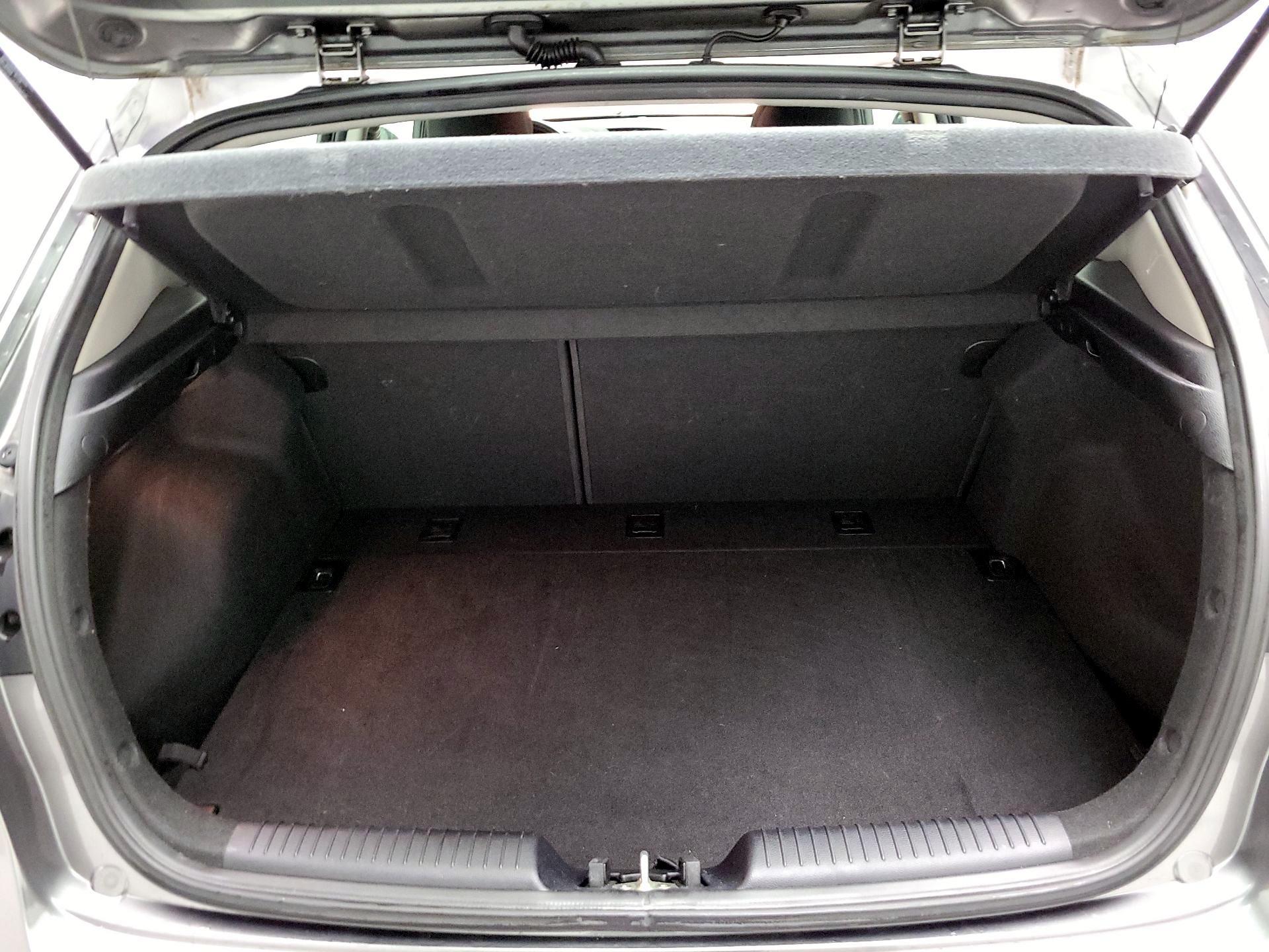 Thumbnail: 2015 Kia Forte - 19