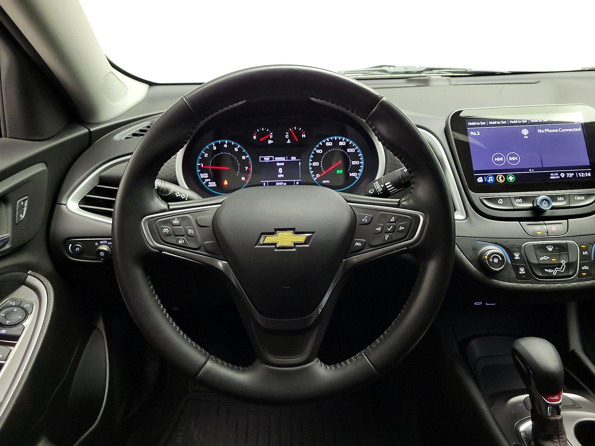 Thumbnail: 2022 Chevrolet Malibu - 10
