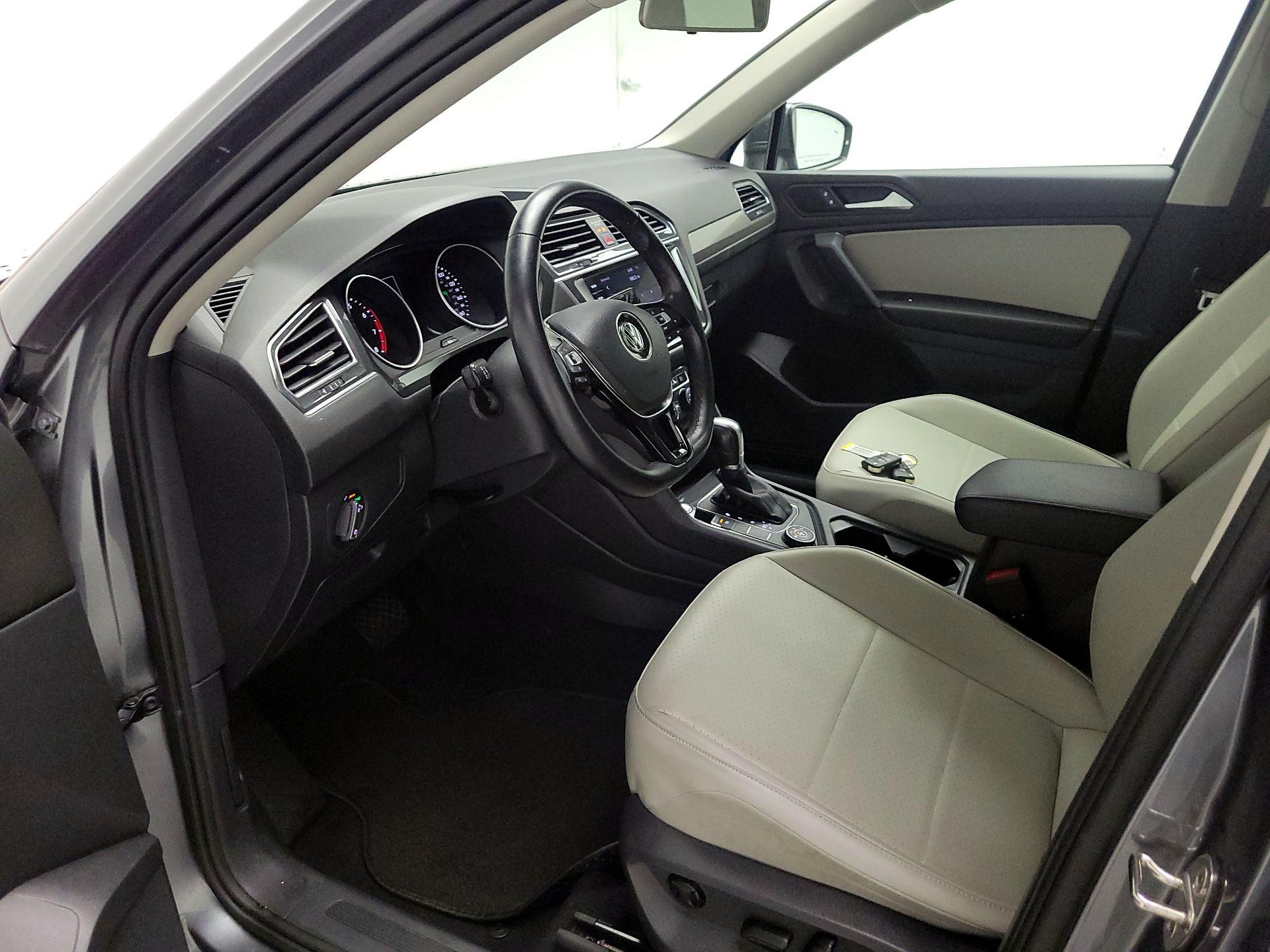 Thumbnail: 2019 Volkswagen Tiguan - 11