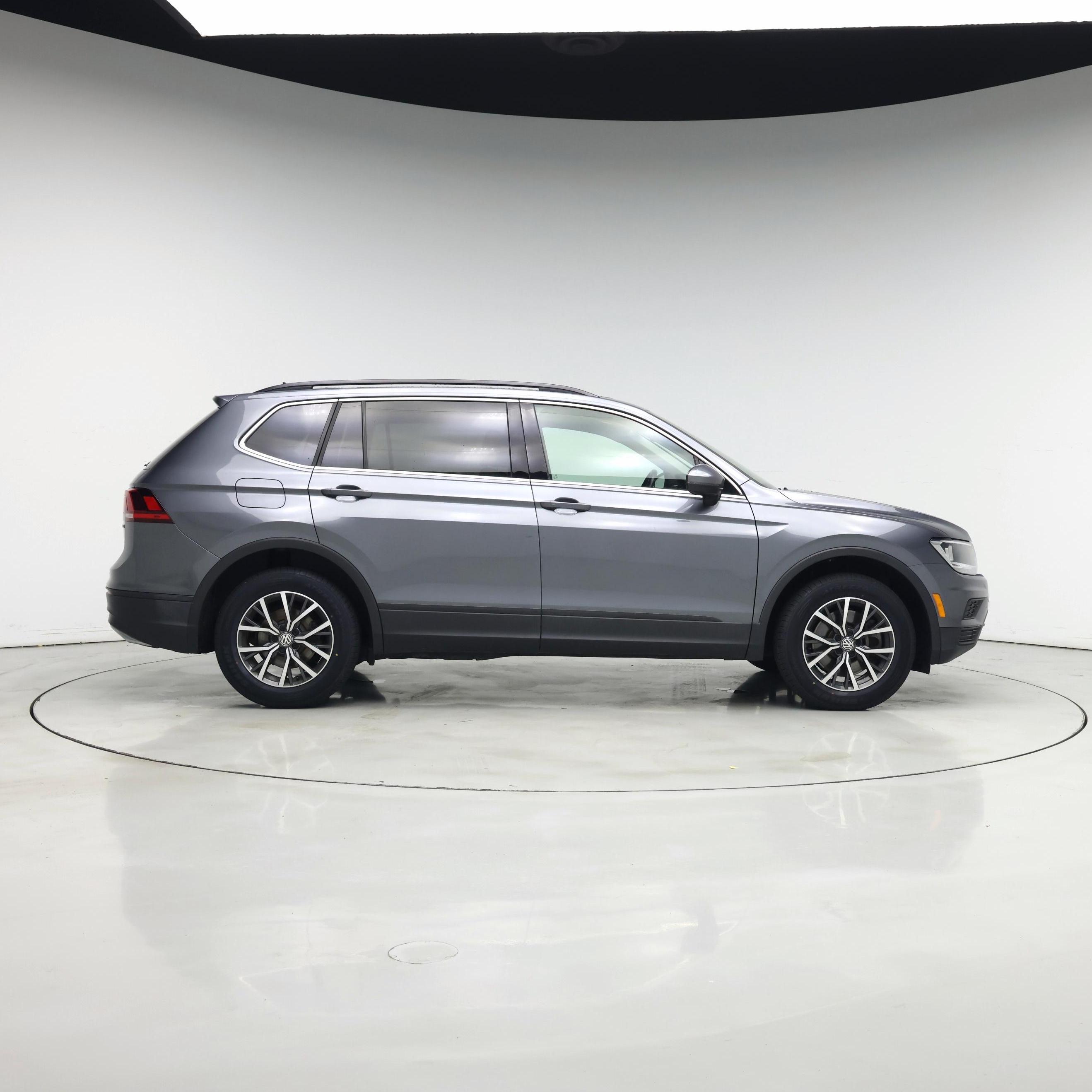 Thumbnail: 2019 Volkswagen Tiguan - 7