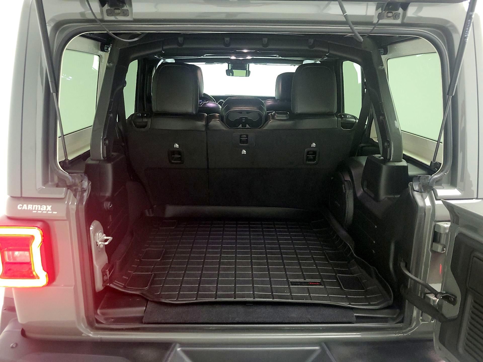 Thumbnail: 2021 Jeep Wrangler - 18