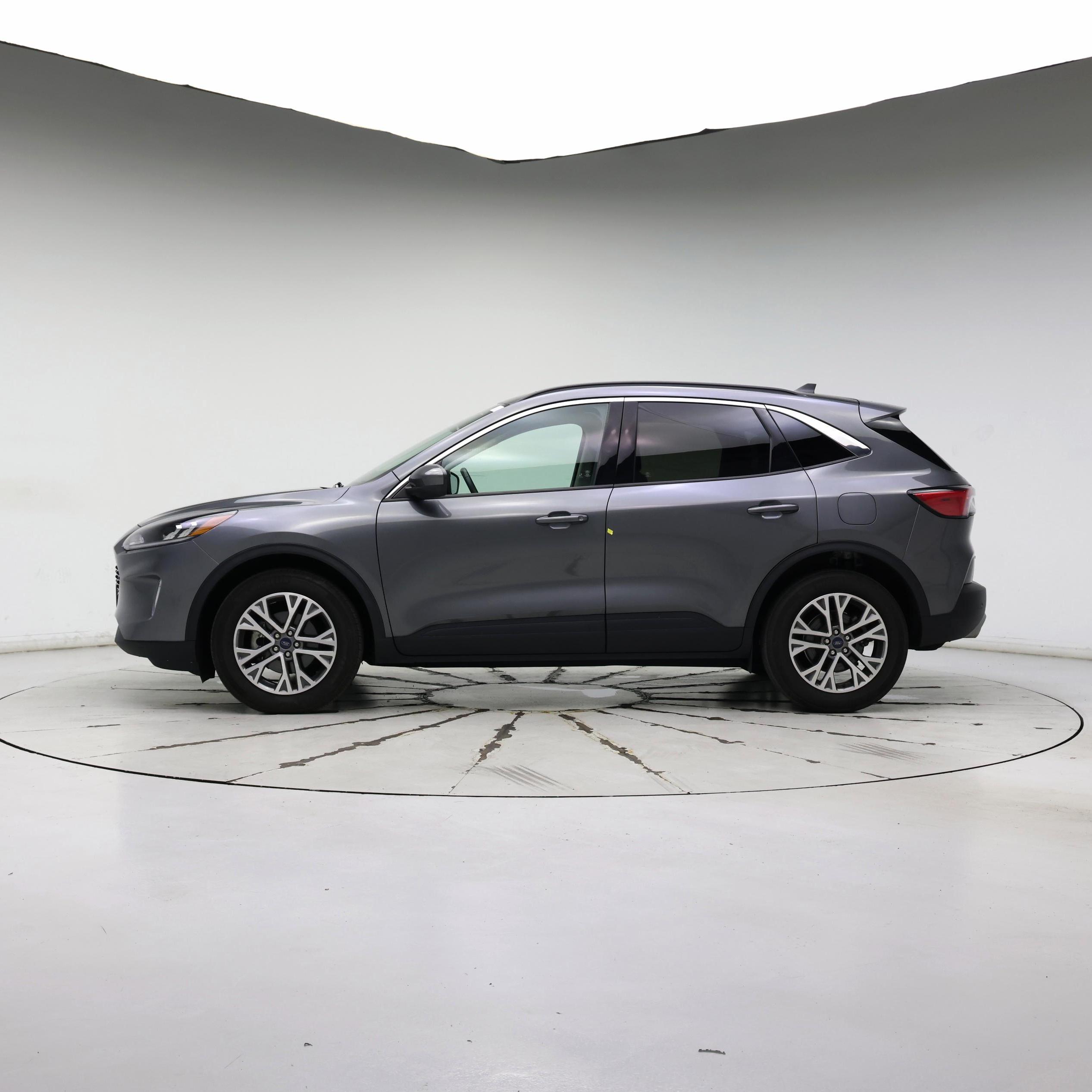 Thumbnail: 2022 Ford Escape - 3