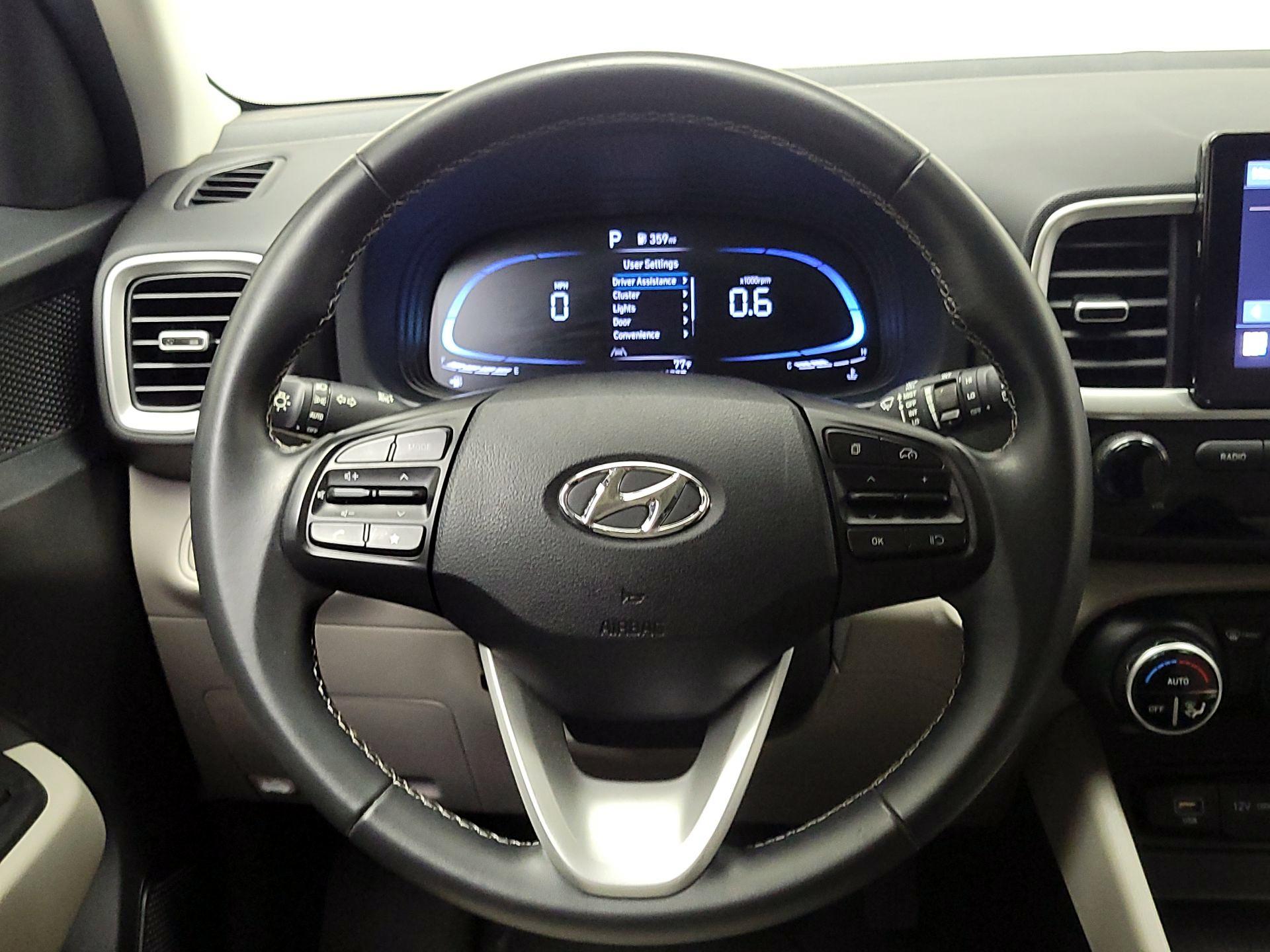 Thumbnail: 2024 Hyundai Venue - 10