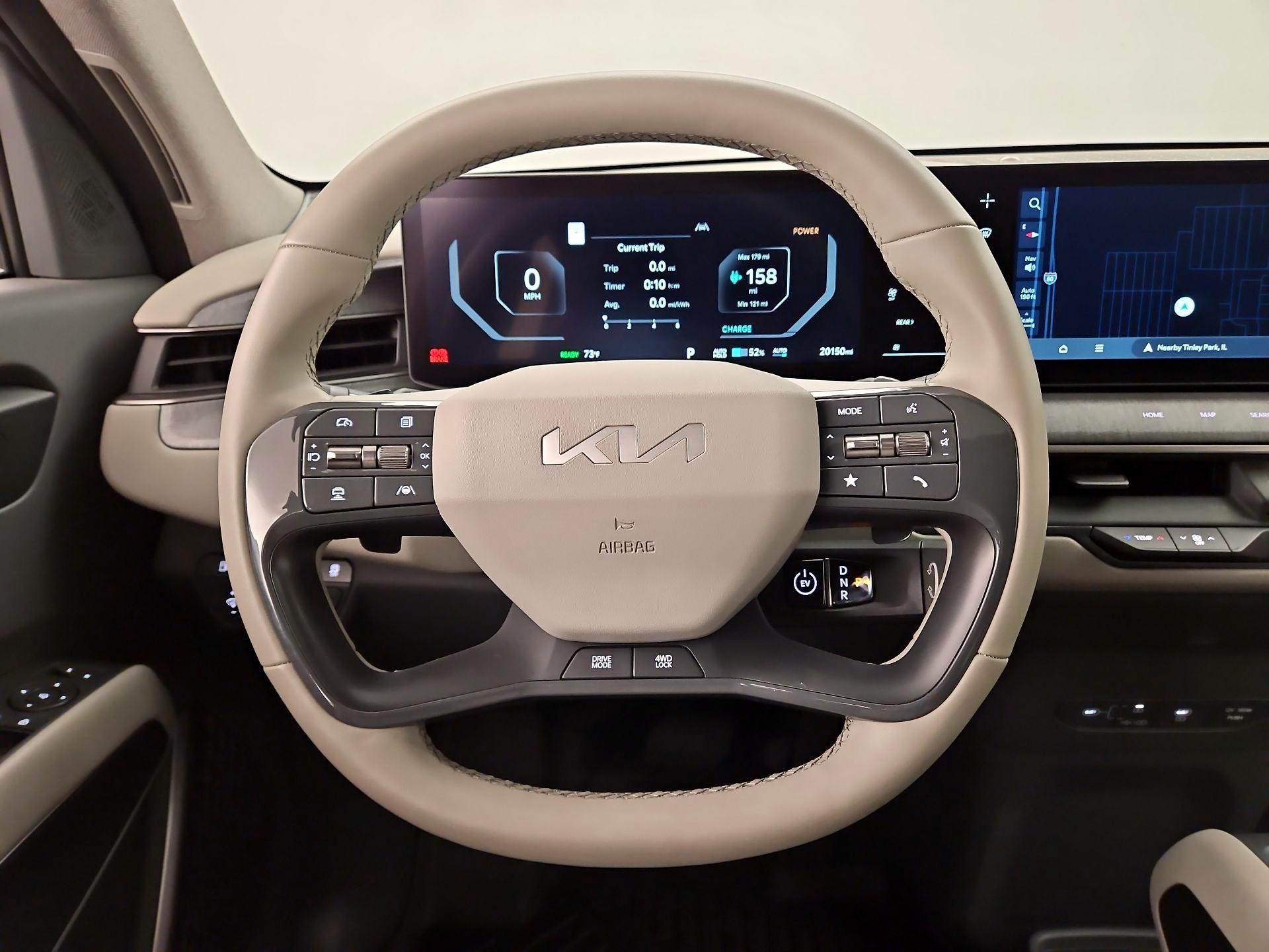 Thumbnail: 2024 Kia EV9 - 10