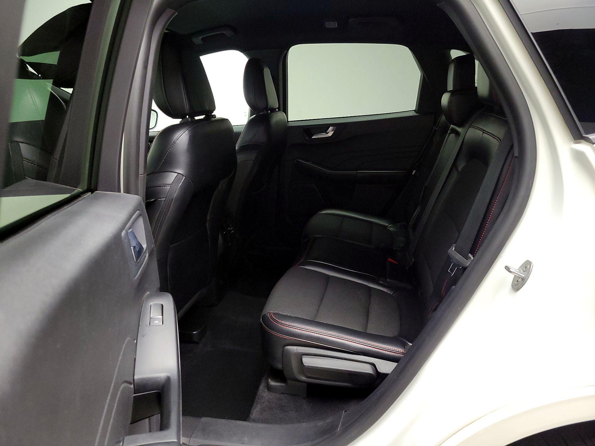 Thumbnail: 2023 Ford Escape - 20