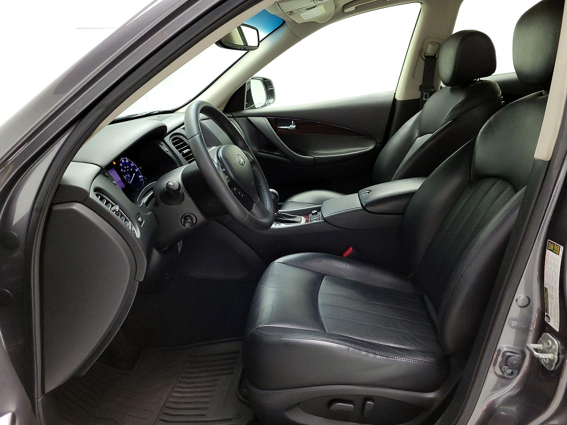 Thumbnail: 2016 INFINITI QX50 - 11