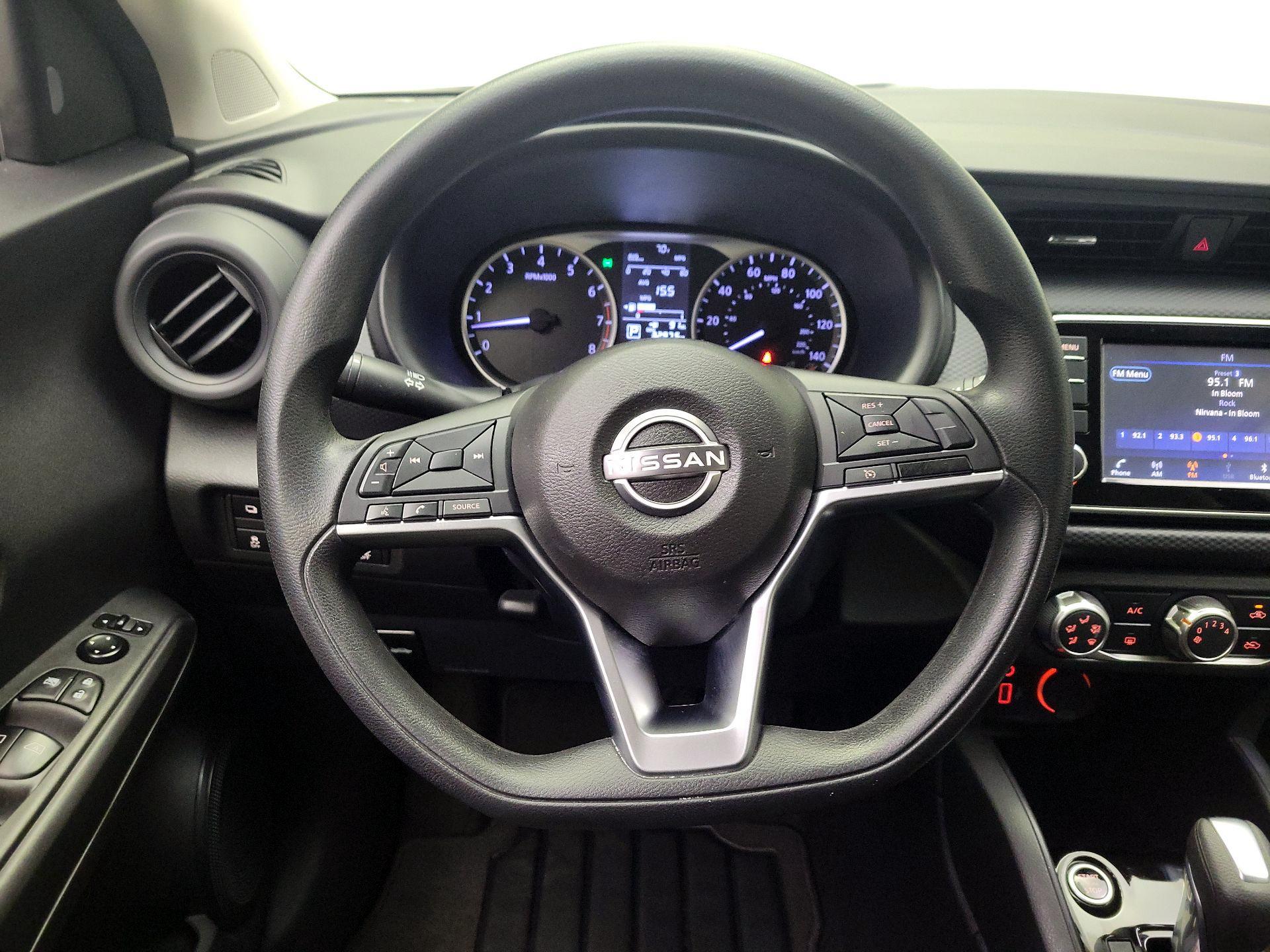 Thumbnail: 2022 Nissan Kicks - 10