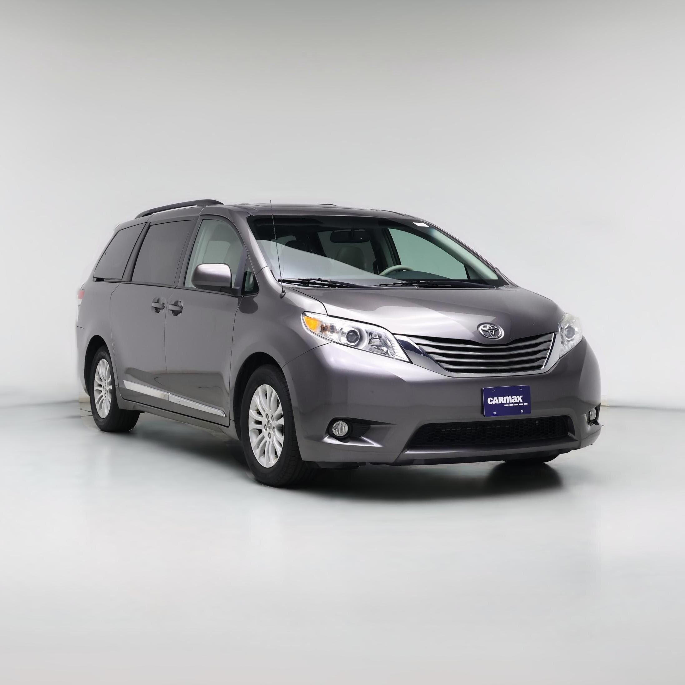 Thumbnail: 2014 Toyota Sienna - 1