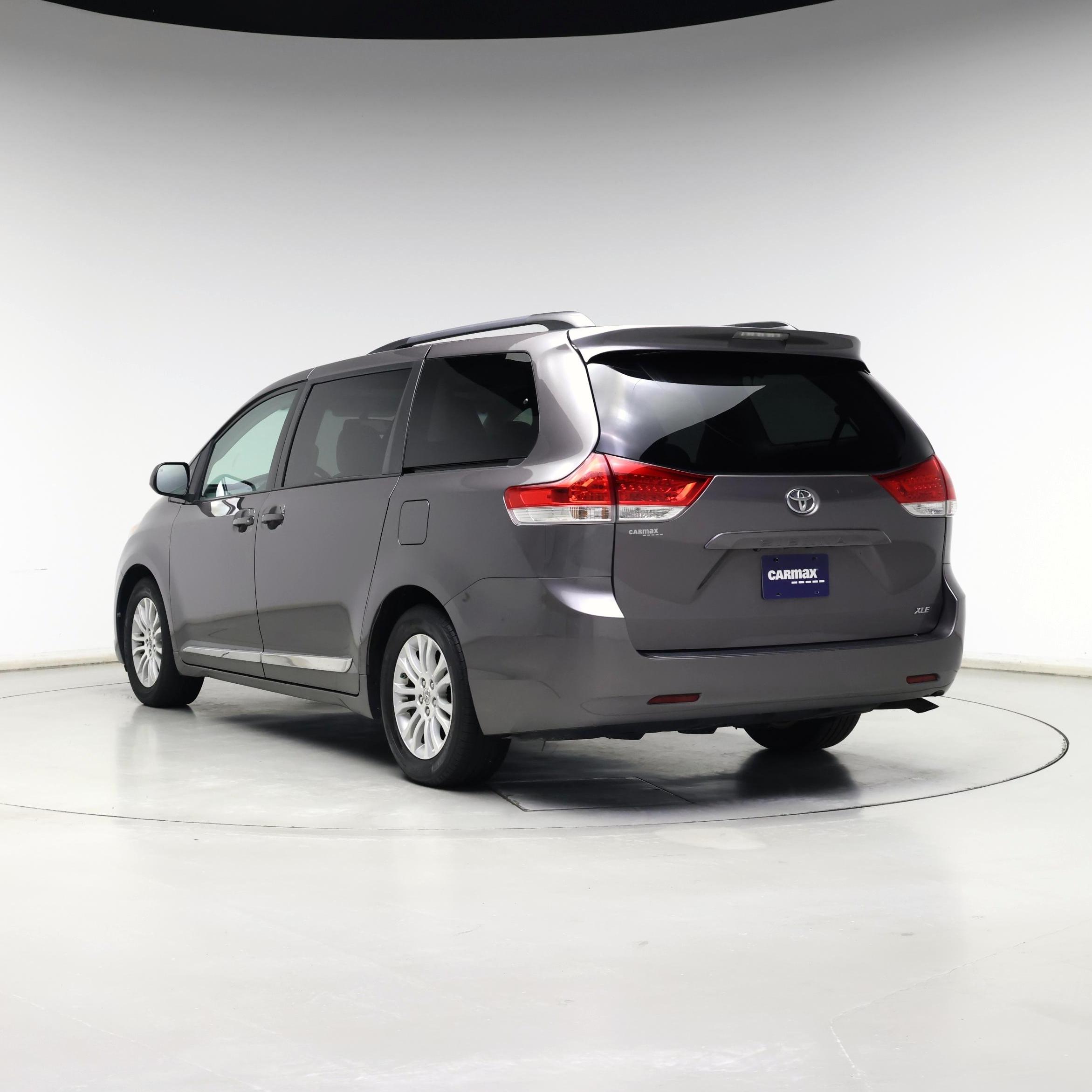 Thumbnail: 2014 Toyota Sienna - 2