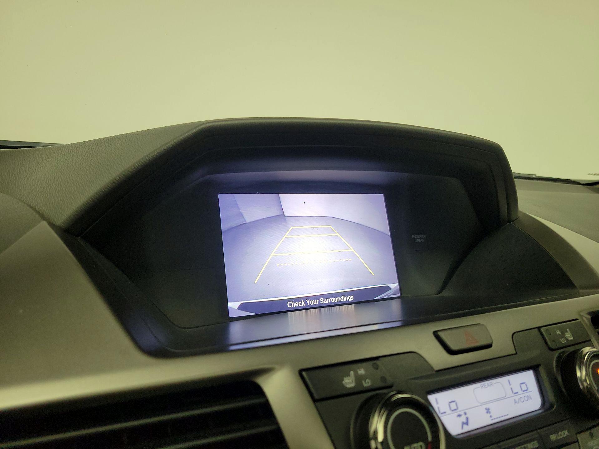 Thumbnail: 2016 Honda Odyssey - 14