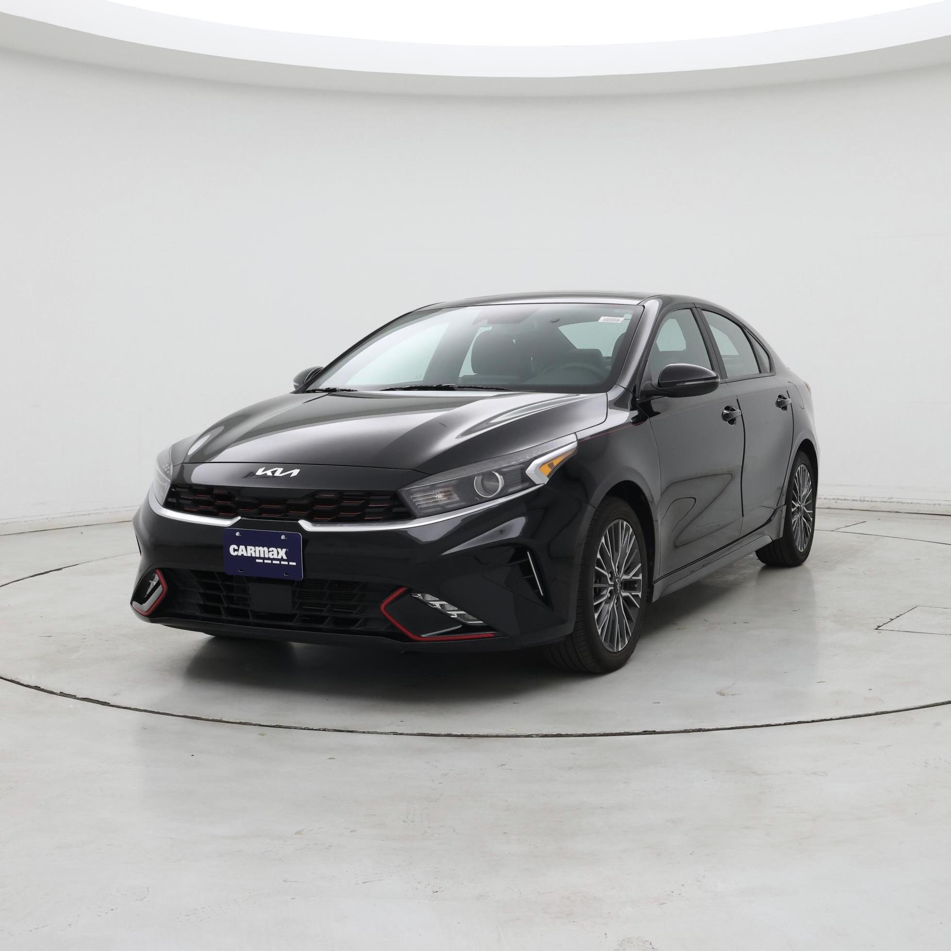 Thumbnail: 2024 Kia Forte - 4