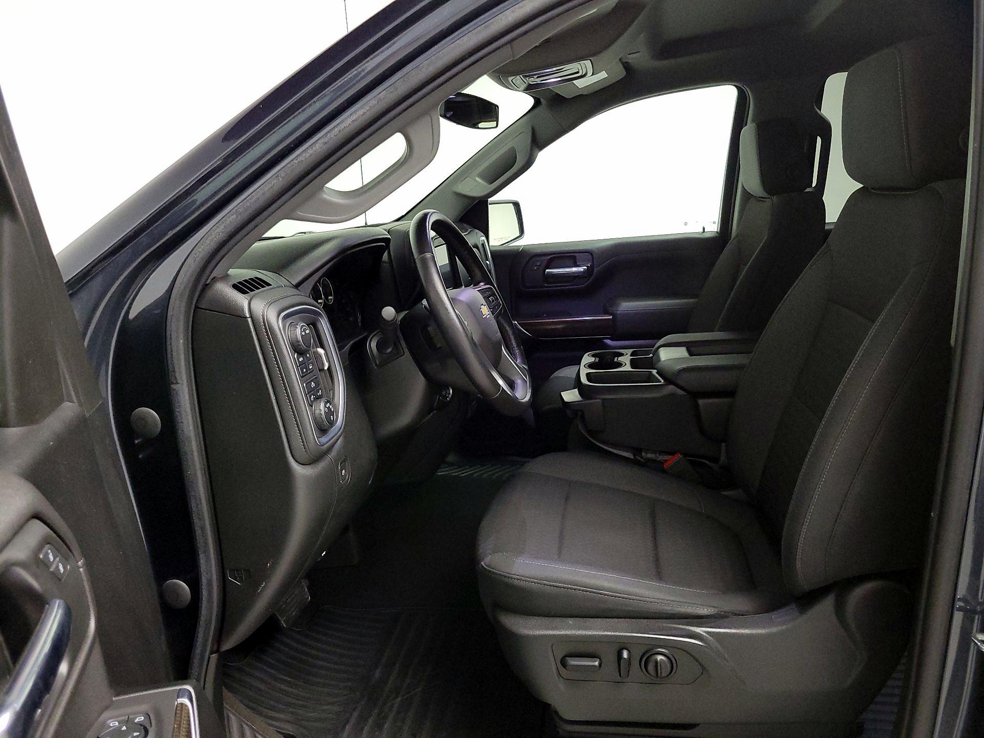 Thumbnail: 2021 Chevrolet Silverado 1500 - 11