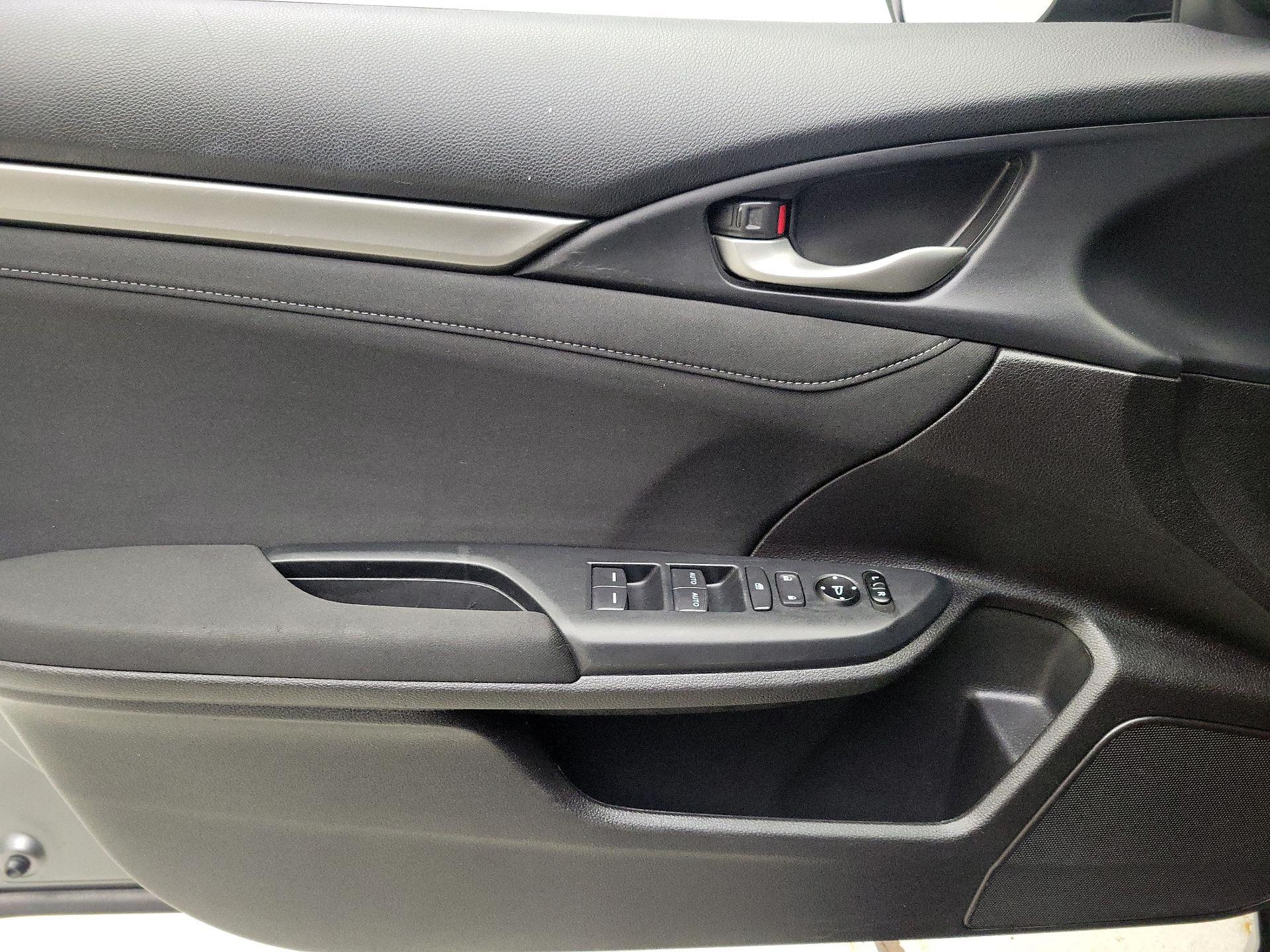 Thumbnail: 2020 Honda Civic - 12