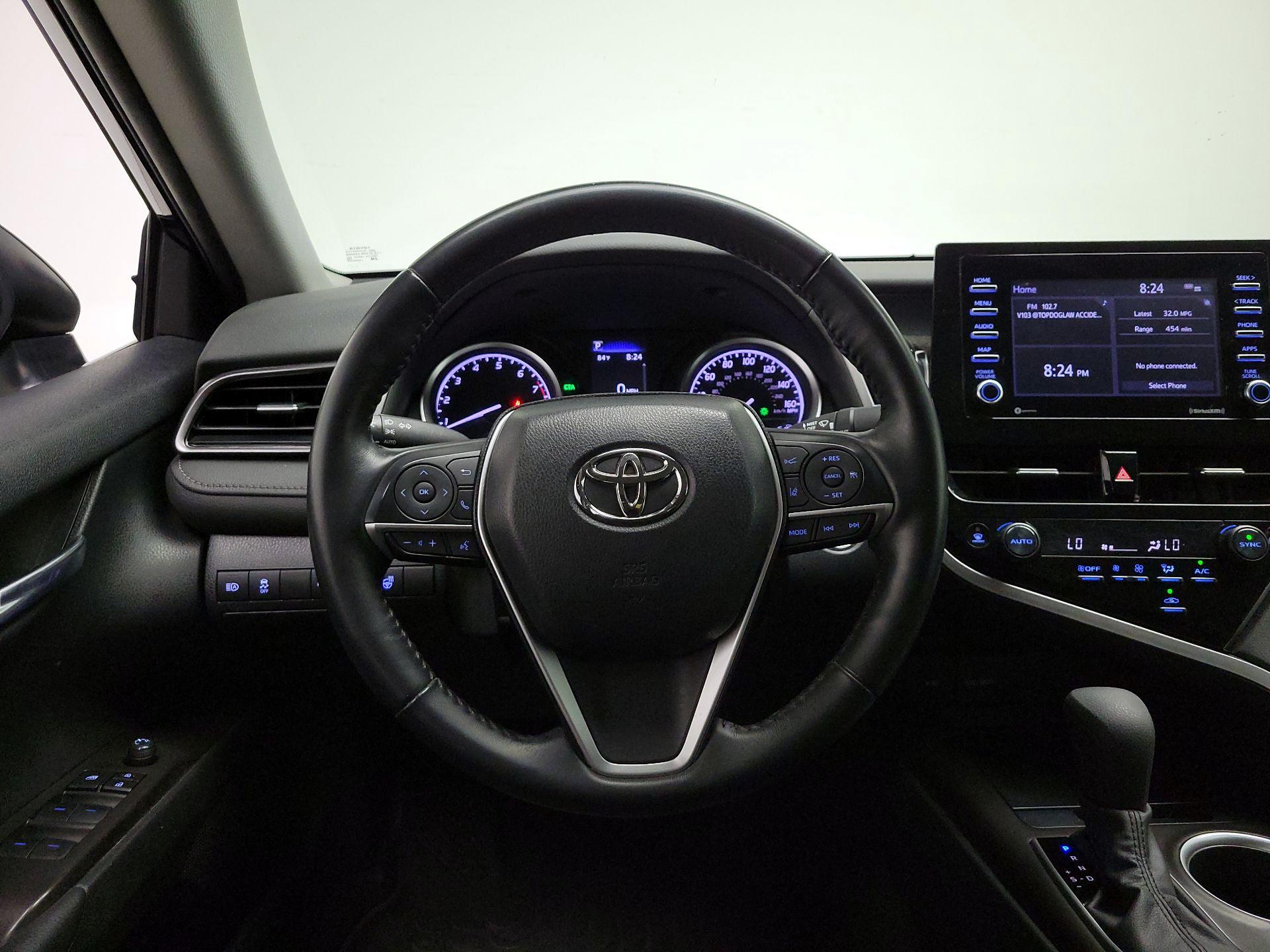 Thumbnail: 2023 Toyota Camry - 10