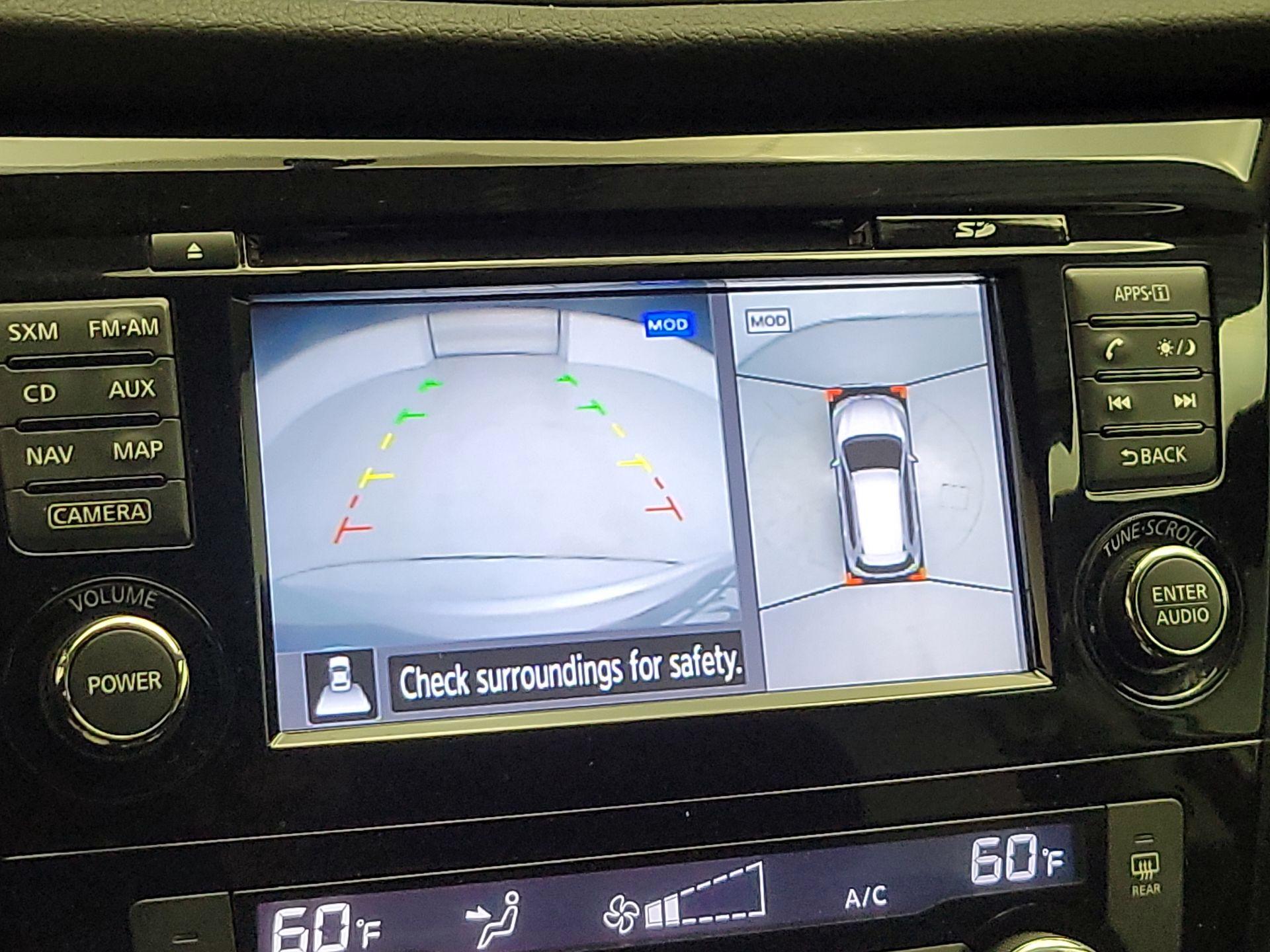 Thumbnail: 2016 Nissan Rogue - 15