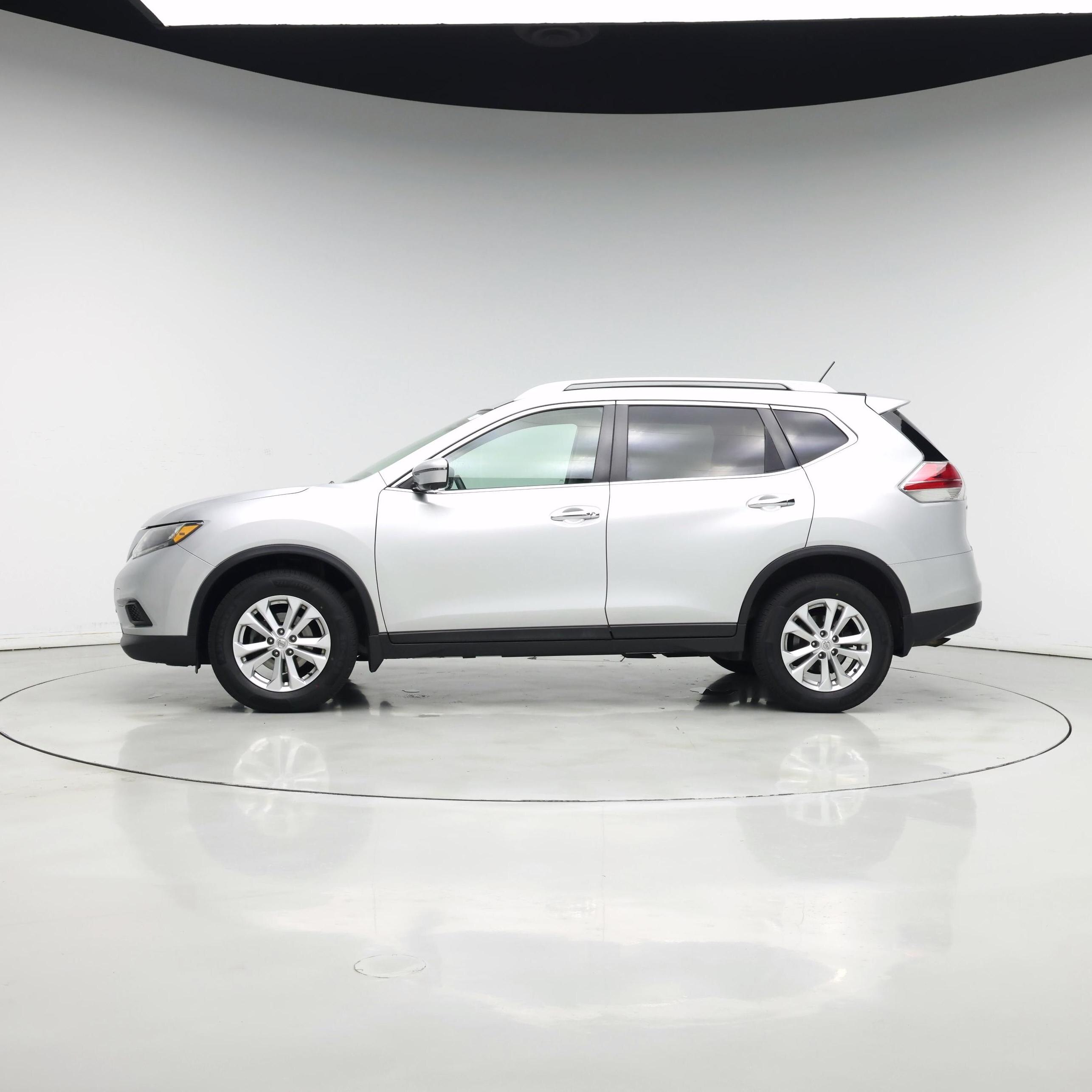 Thumbnail: 2016 Nissan Rogue - 3